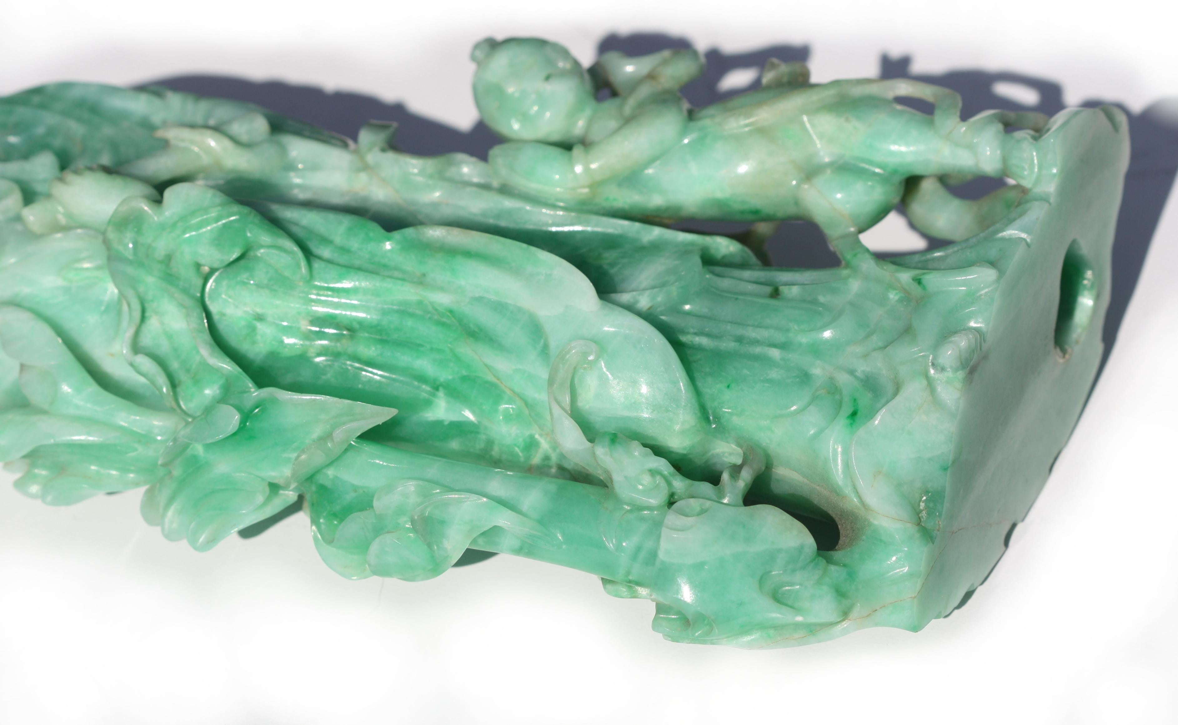 Fine Chinese Transparent Emerald and Pale Green Jadeite Quanyin For Sale 1