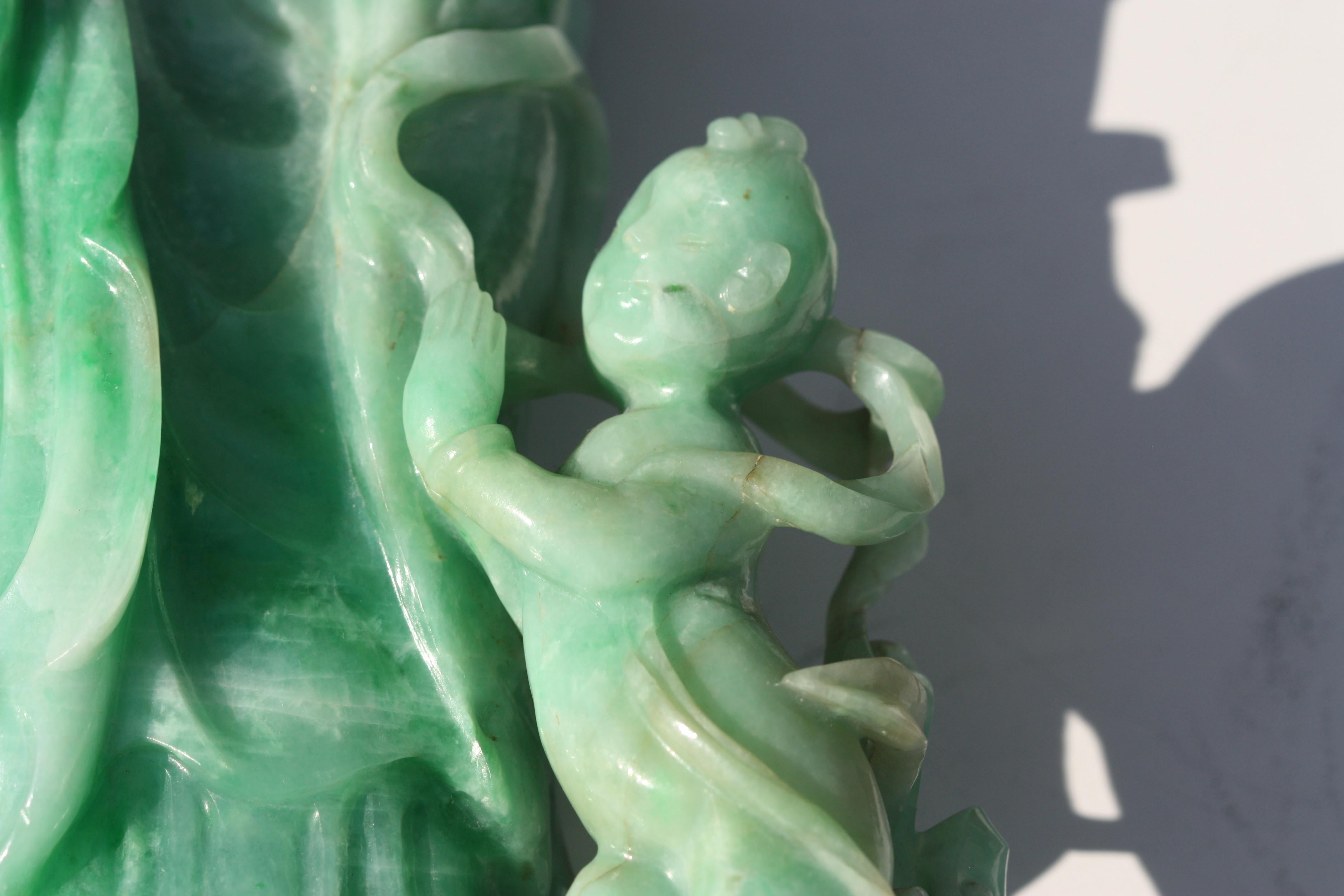 Fine Chinese Transparent Emerald and Pale Green Jadeite Quanyin For Sale 3