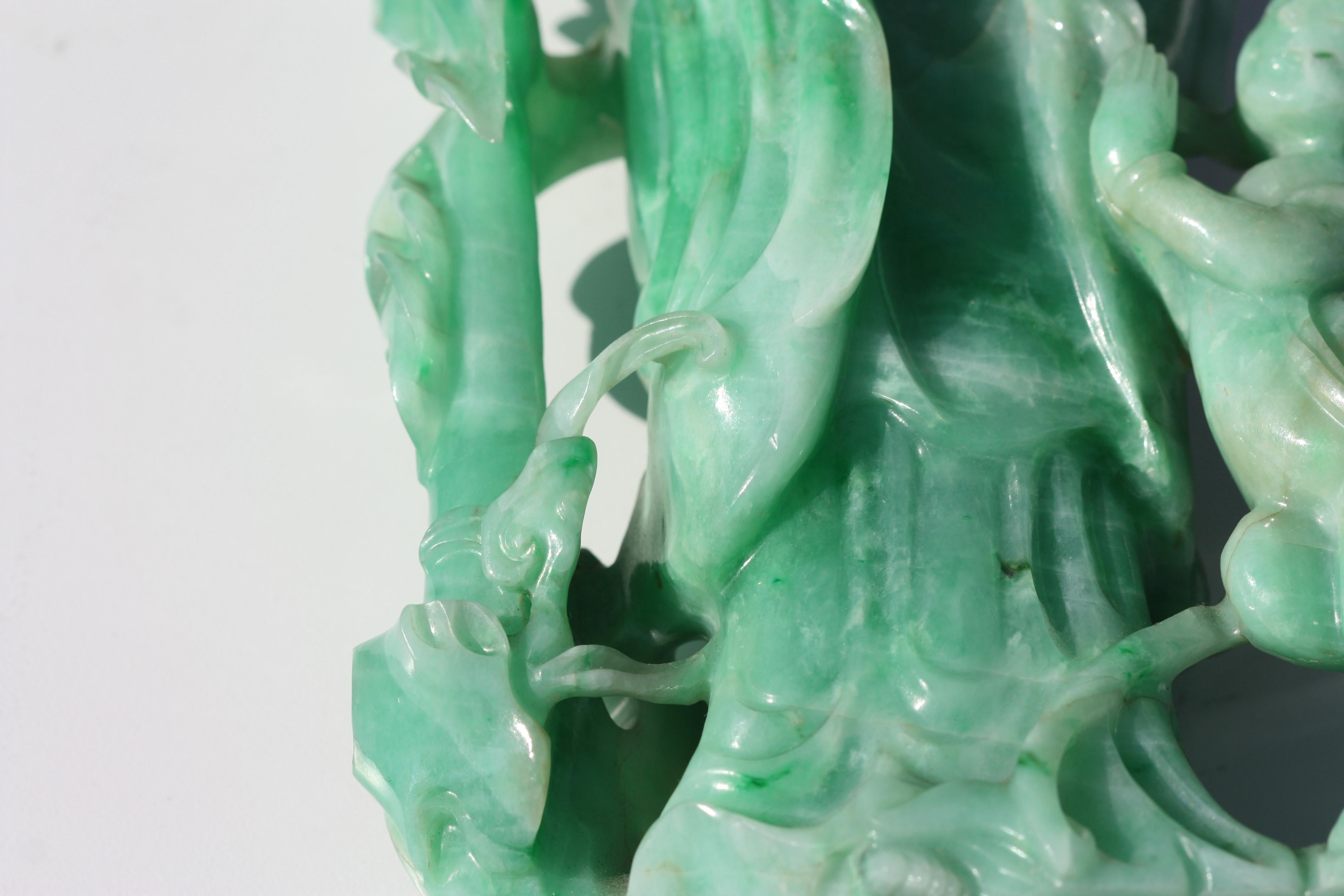 Fine Chinese Transparent Emerald and Pale Green Jadeite Quanyin For Sale 5