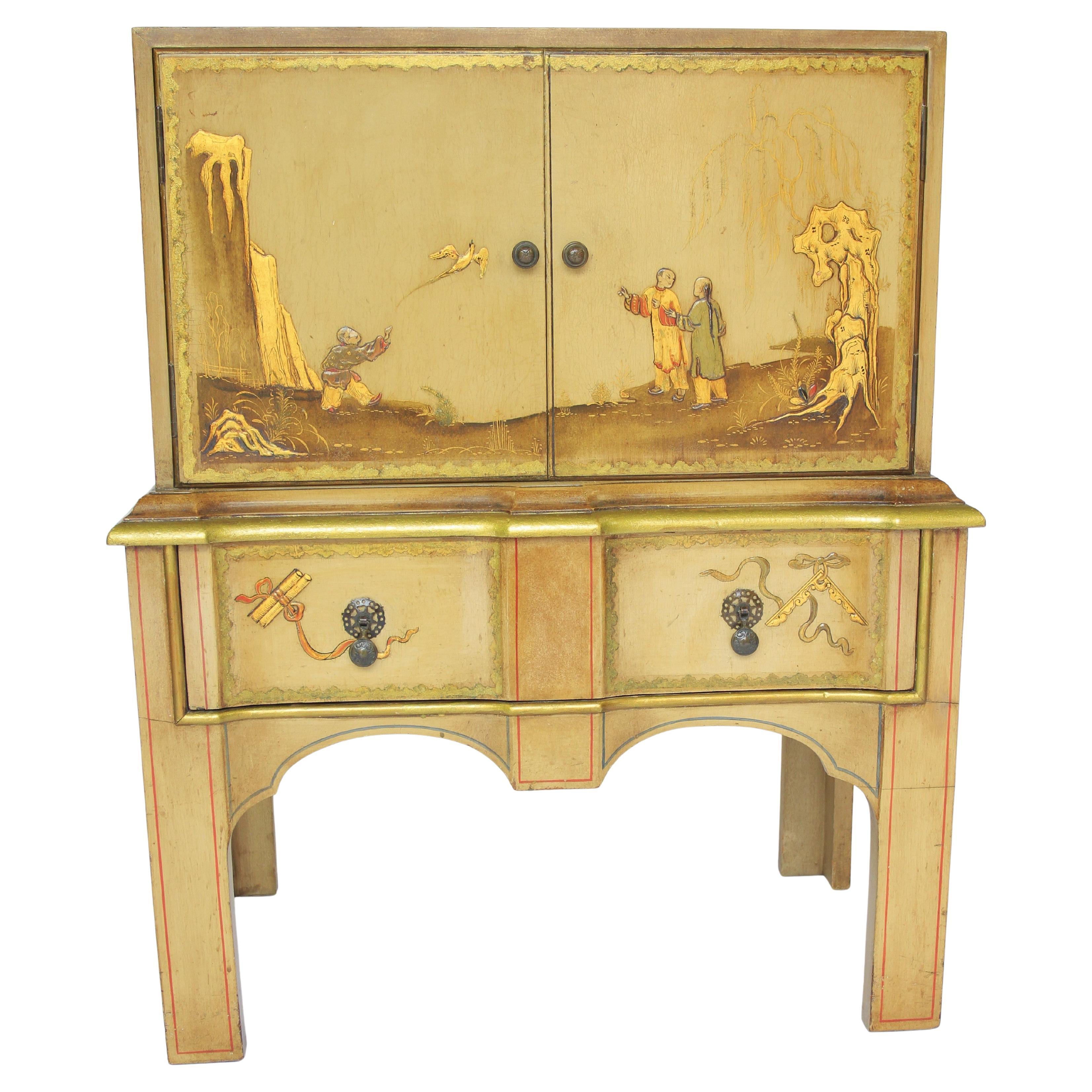 Fine Chinoiserie Decorated Bedside Cupboard Circa 1900 For Sale