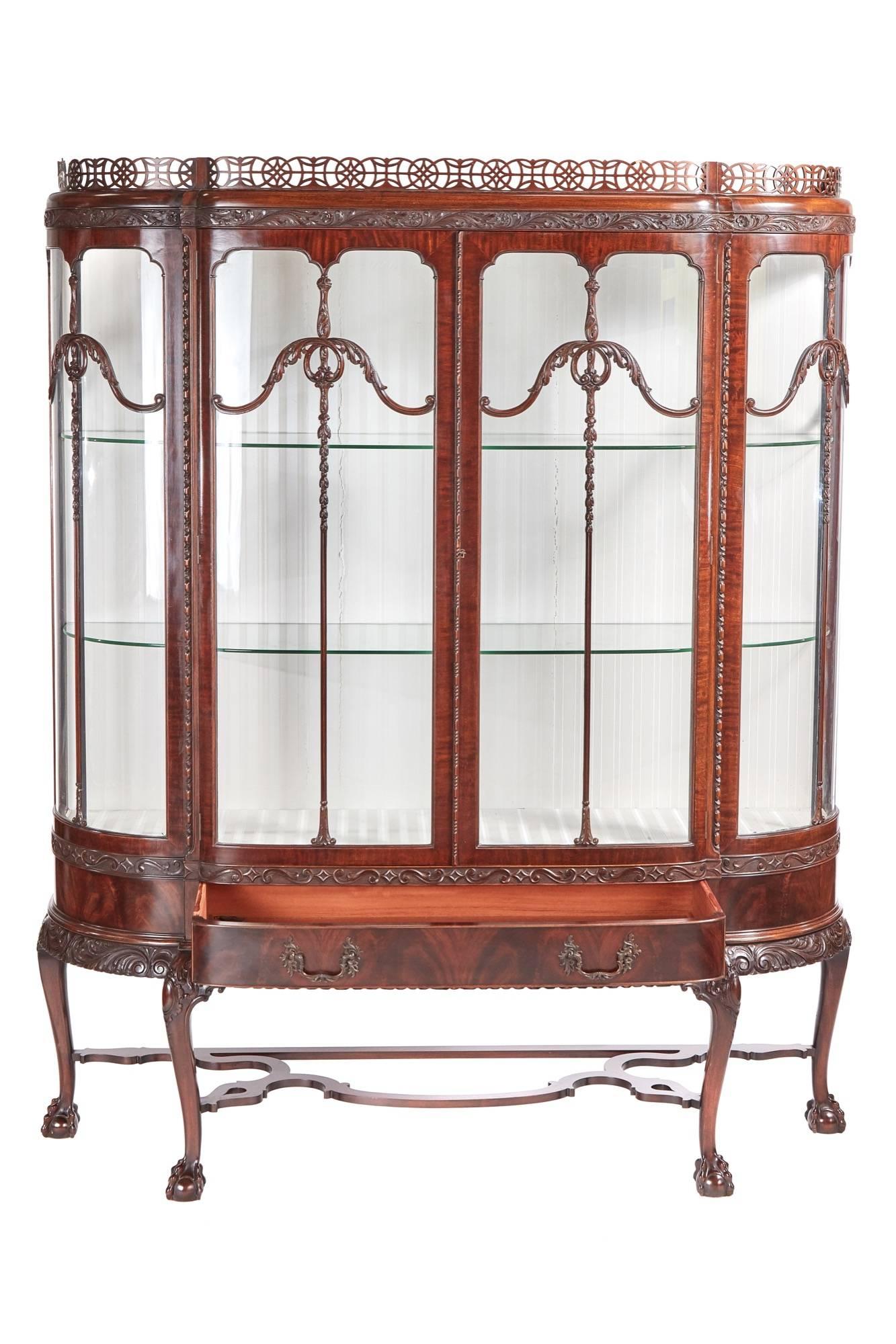 Fine Chippendale Revival Carved Mahogany Breakfront Display Cabinet 1