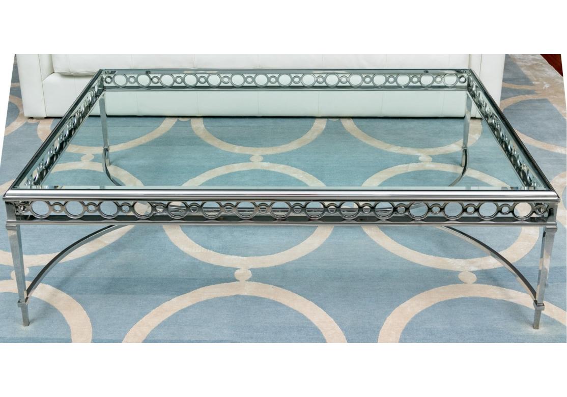 Mid-Century Modern Table de cocktail en chrome et verre dans le style de John Boone en vente