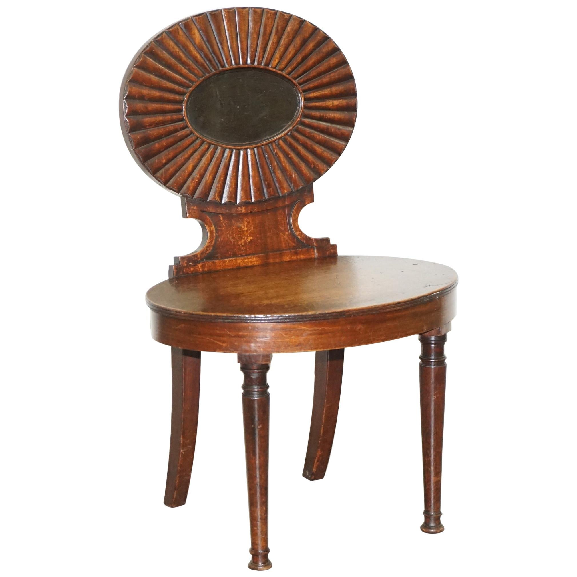 Belle chaise de salle à dossier en coquille de style géorgien vers 1780 Attribuée à Gillows of Lancaster