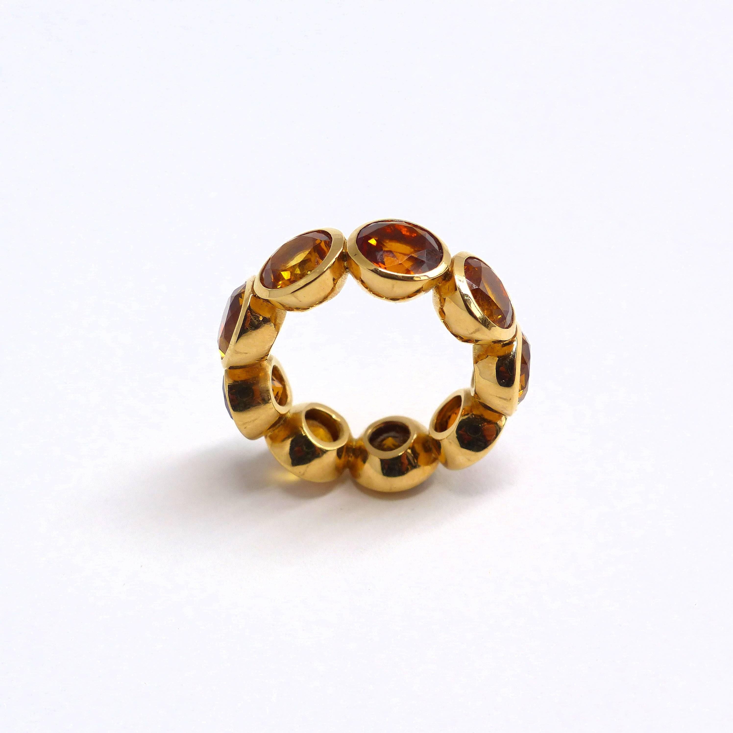 Round Cut Ring in Rose Gold with 10 Citrines round 7mm. For Sale