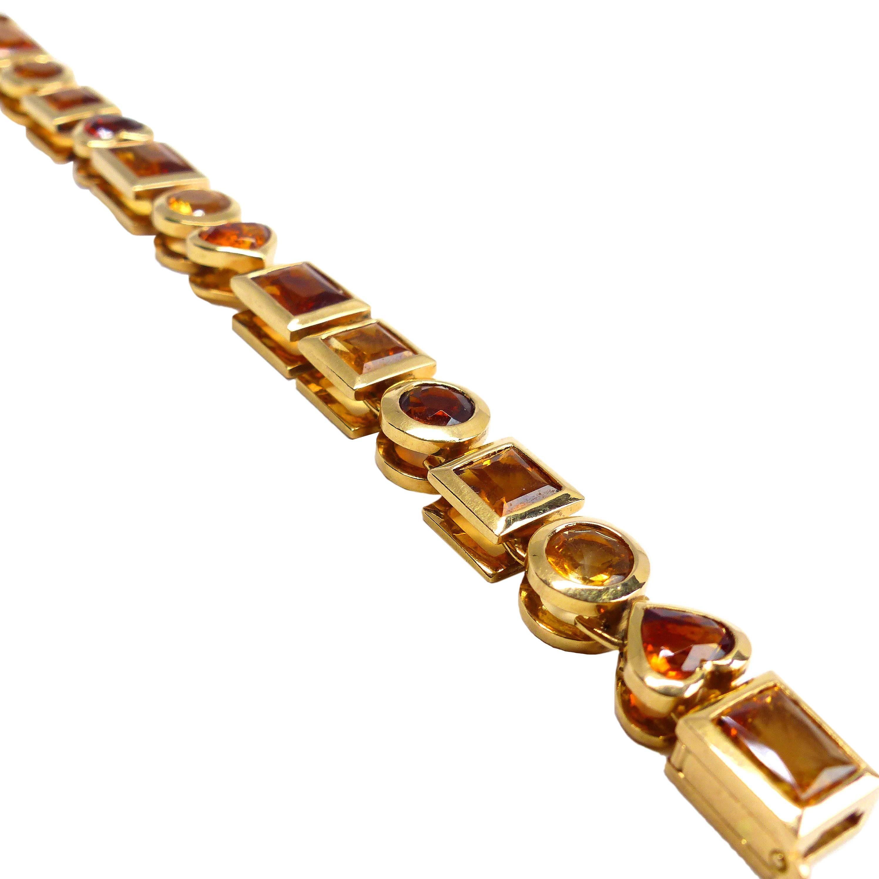 Fine Citrine 18K Gold Bracelet Bracelet  For Sale