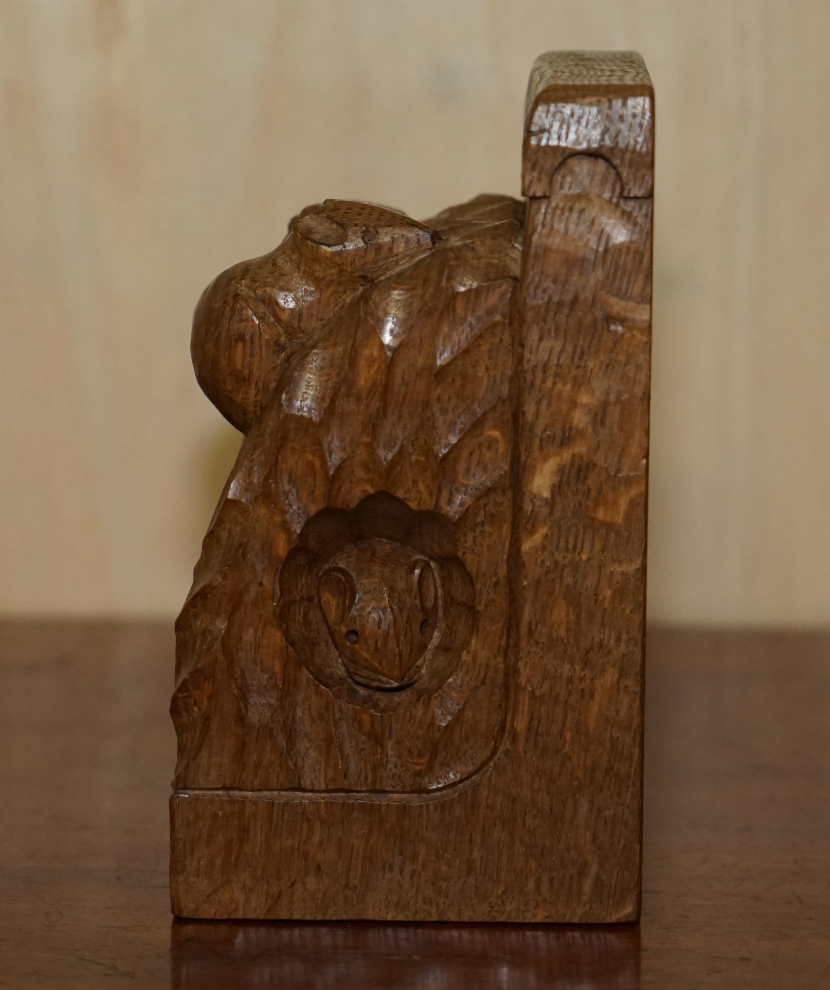 Fine Collectable Vintage Pair of Robert Mouseman Thompson Three Mice Bookends 8