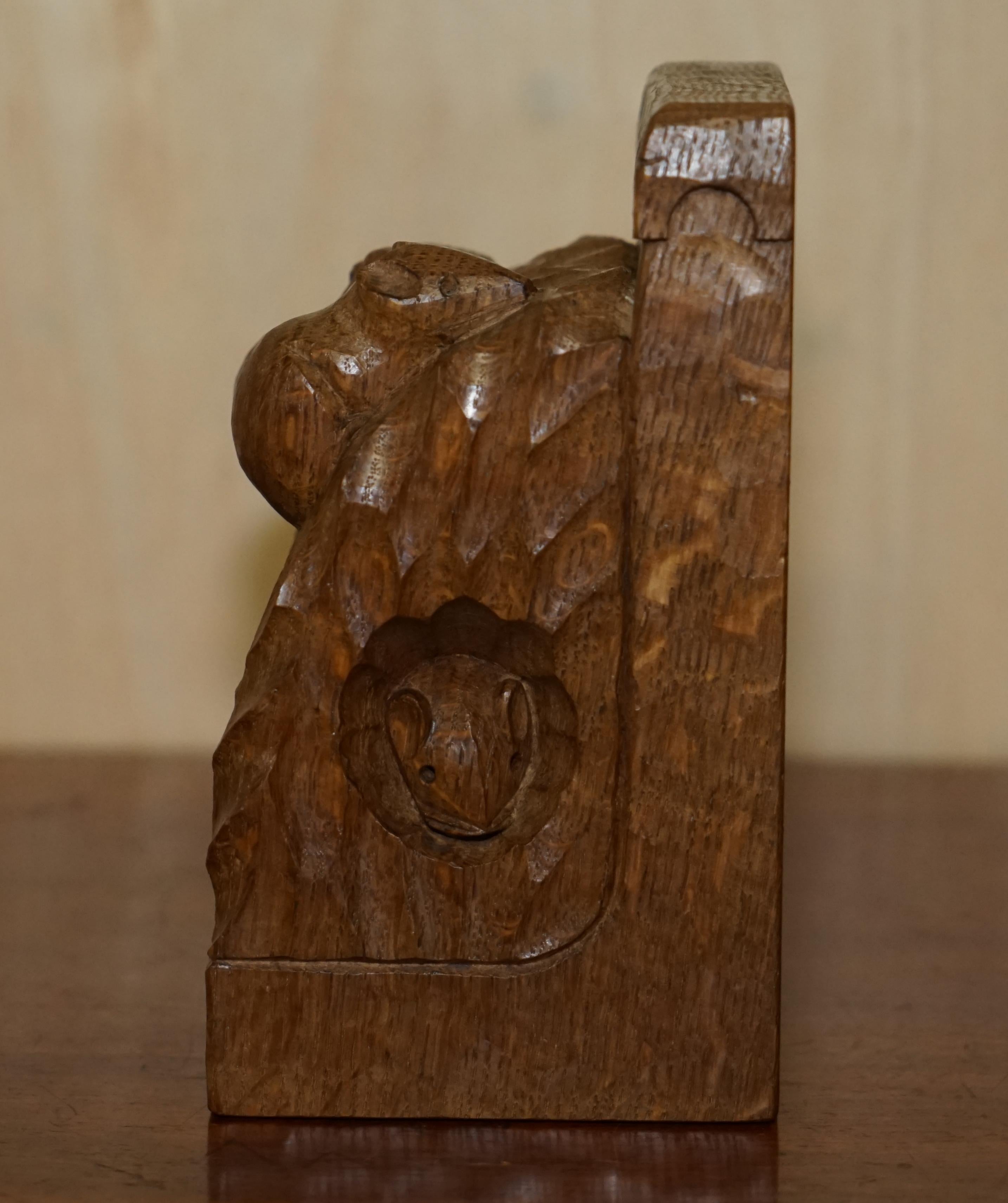 Fine Collectable Vintage Pair of Robert Mouseman Thompson Three Mice Bookends 7