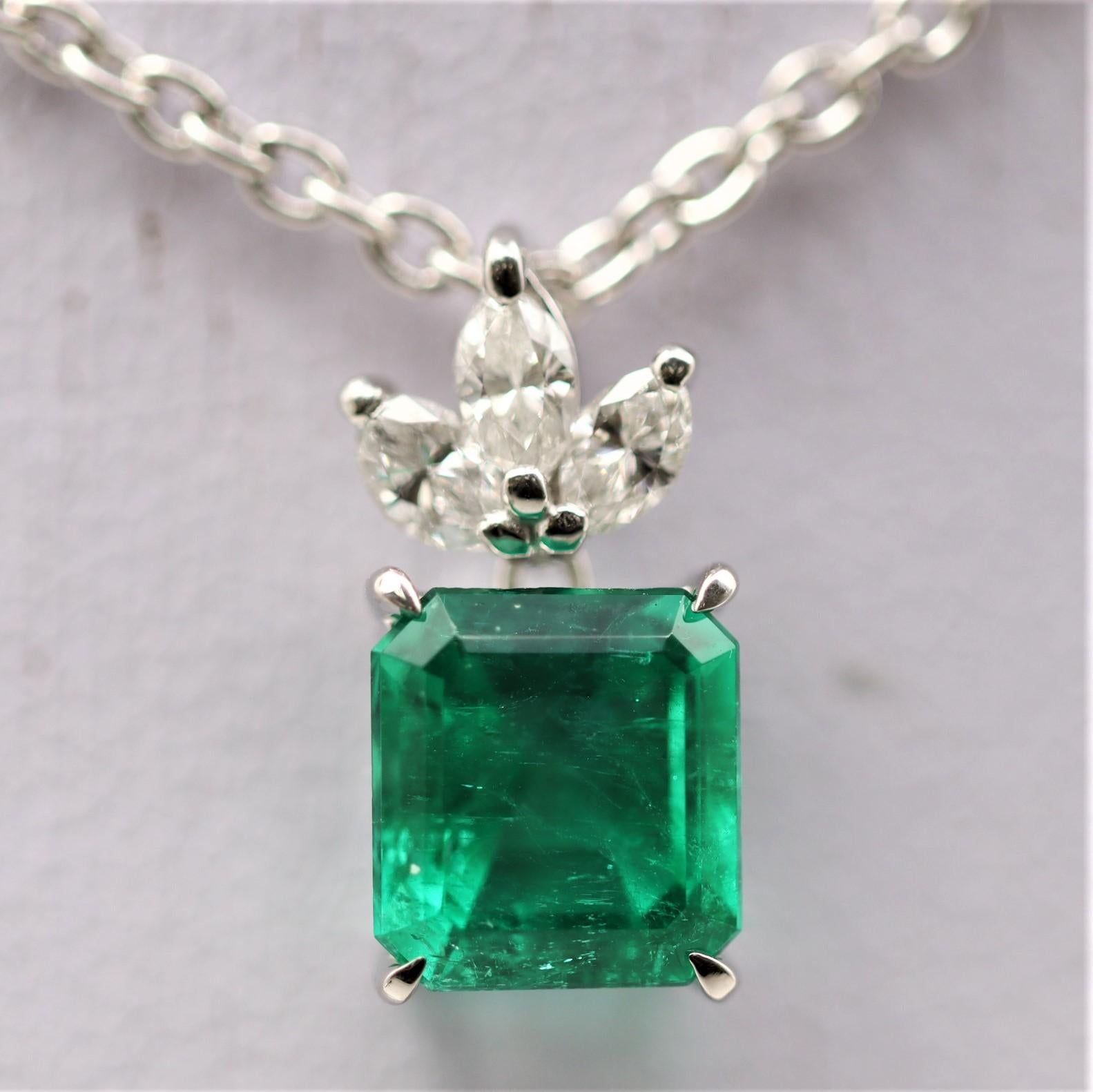Anhänger aus Platin mit kolumbianischem Smaragd und Diamant, GIA-zertifiziert (Gemischter Schliff)