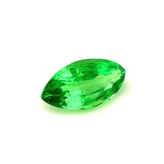 Pierre précieuse non sertie, grenat tsavorite vert vif de couleur fine taille marquise 1,01 carat
