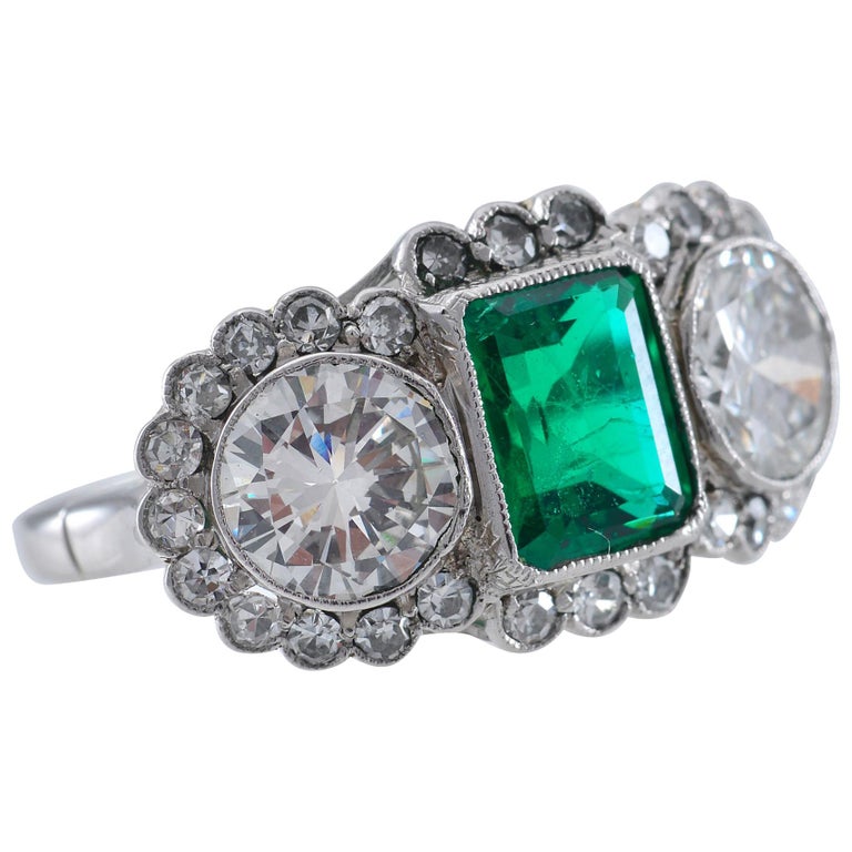 Fine Columbian Emerald and Diamond Ring at 1stDibs