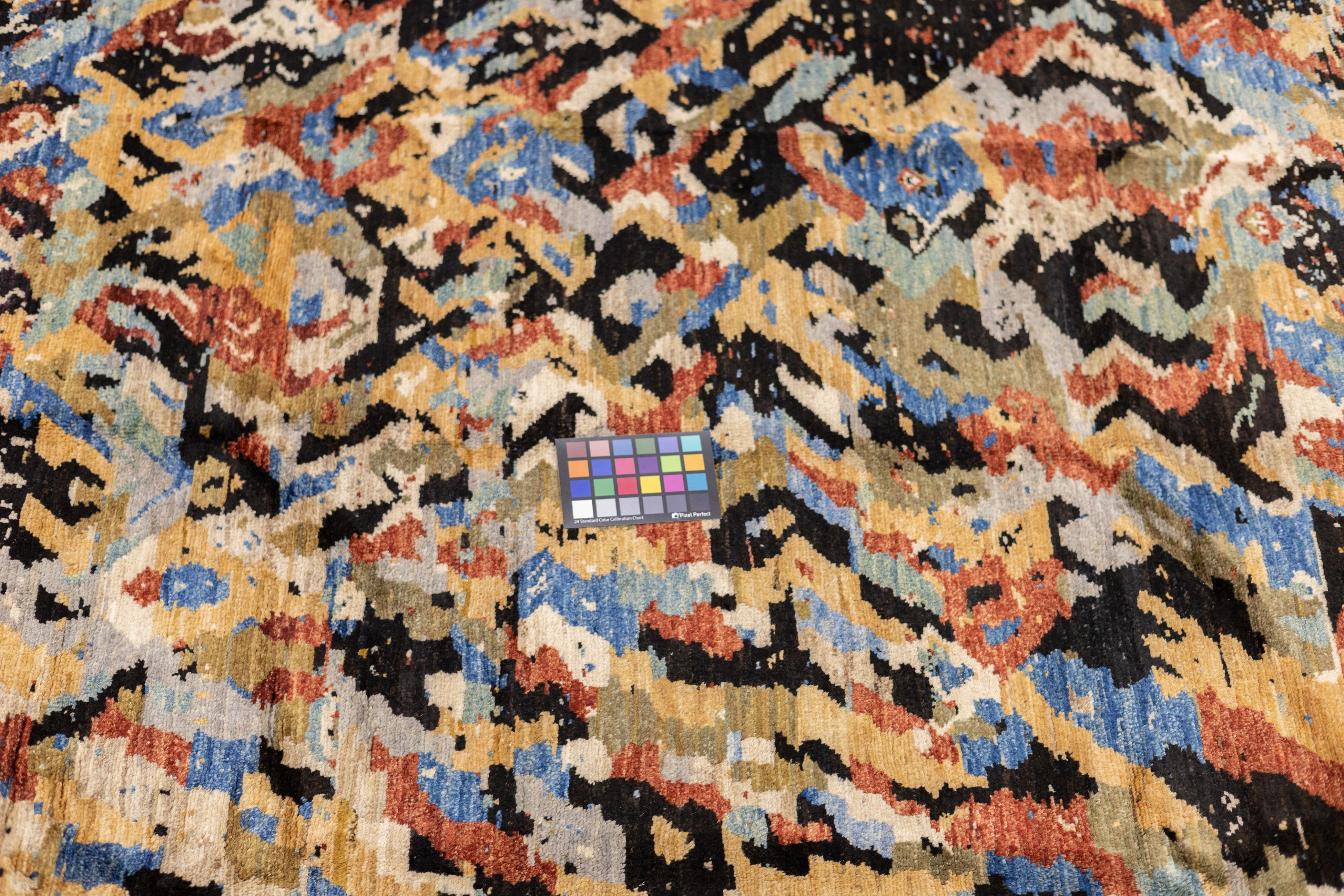 Fine Contemporary Wool Rug 5'5