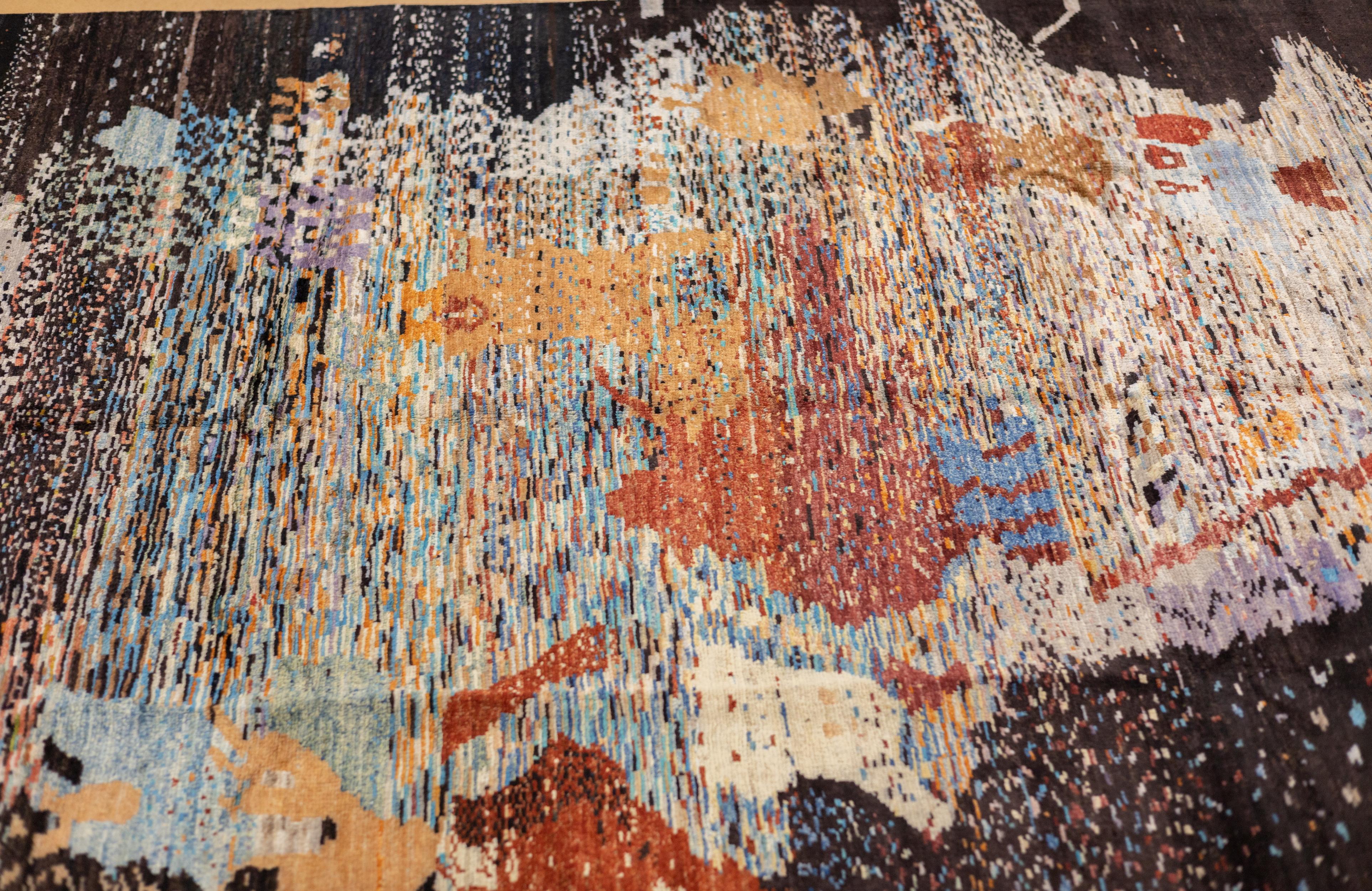Fine Contemporary Wool Rug 5'5