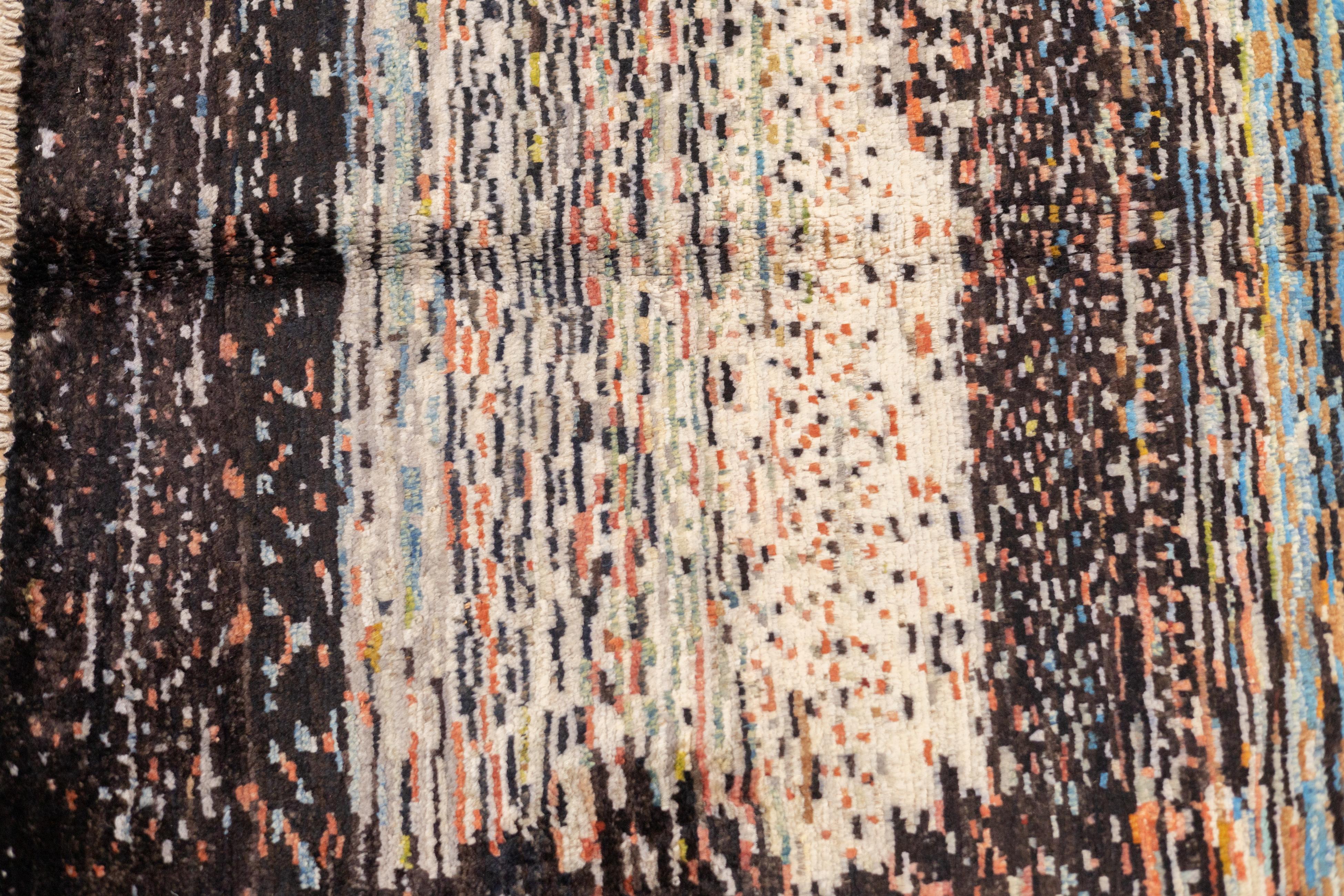 Fine Contemporary Wool Rug 5'5