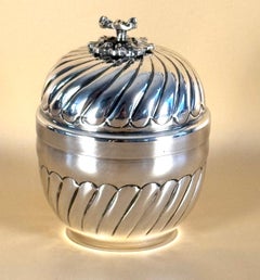 Caja de bombones de plata fina continental con interior Giltwash, norma 900