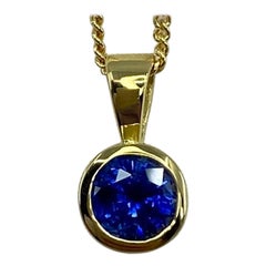 Fine Cornflower Blue Ceylon Sapphire 18k Yellow Gold Pendant Rubover Set