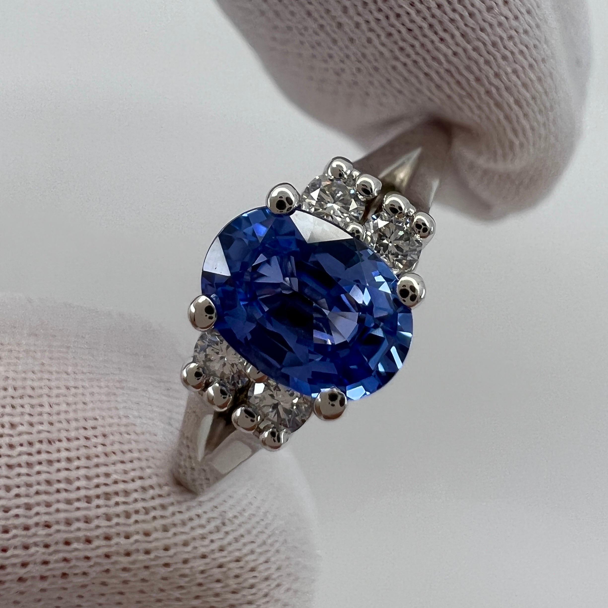 Fine Cornflower Blue Ceylon Sapphire And Diamond 1.06ct Oval 18k White Gold Ring For Sale 9