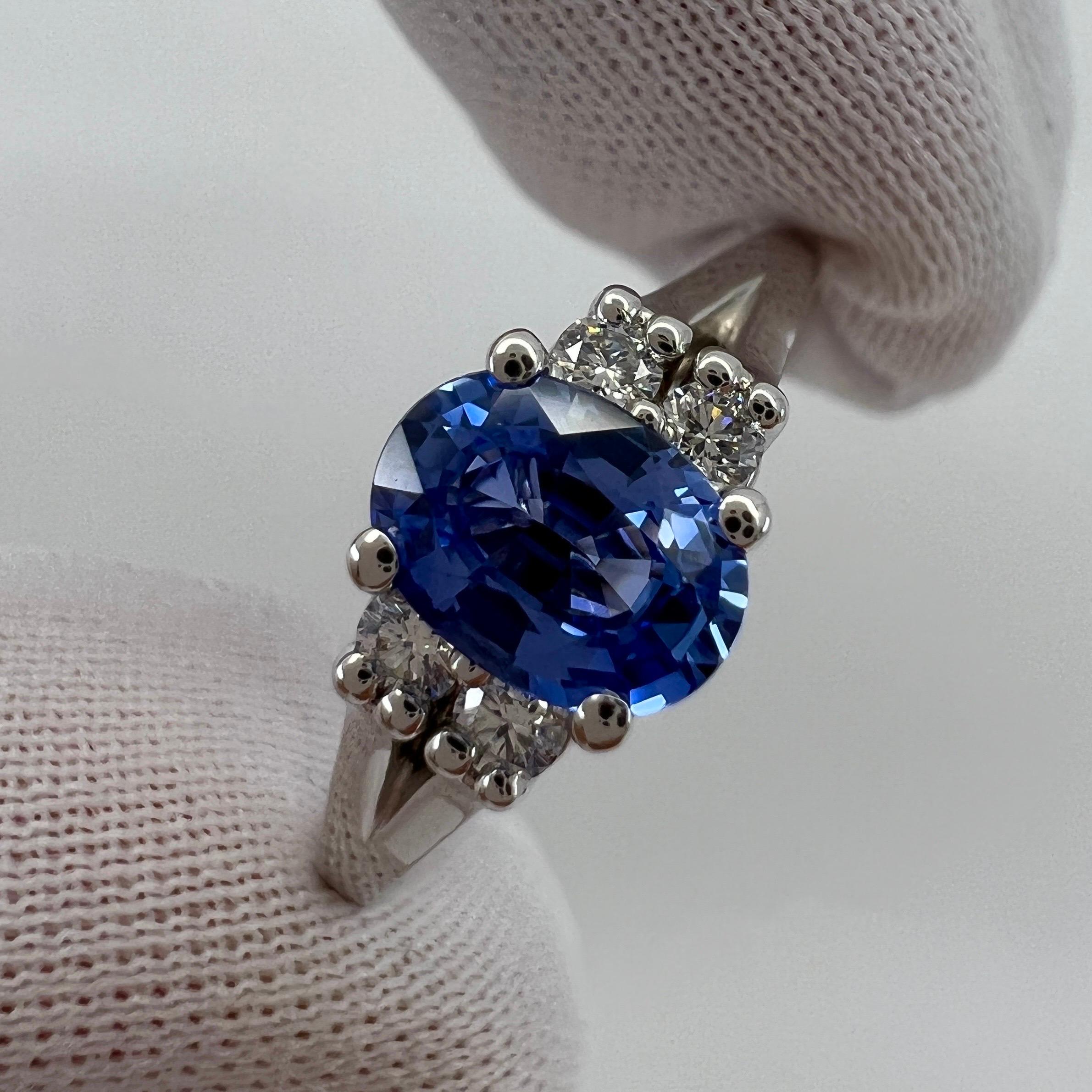 Fine Cornflower Blue Ceylon Sapphire And Diamond 1.06ct Oval 18k White Gold Ring For Sale 10