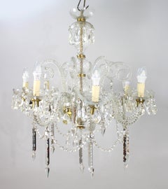 Fine Crystal French Eight-Arm Lustre Chandelier