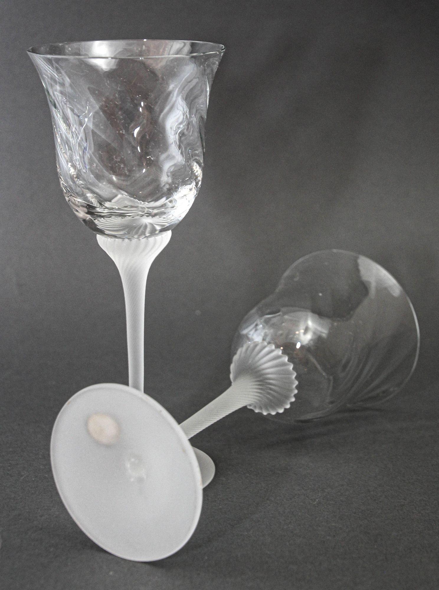 Fine Crystal Stemware Frosted Swirl Wine Goblets Set of 4 For Sale 3