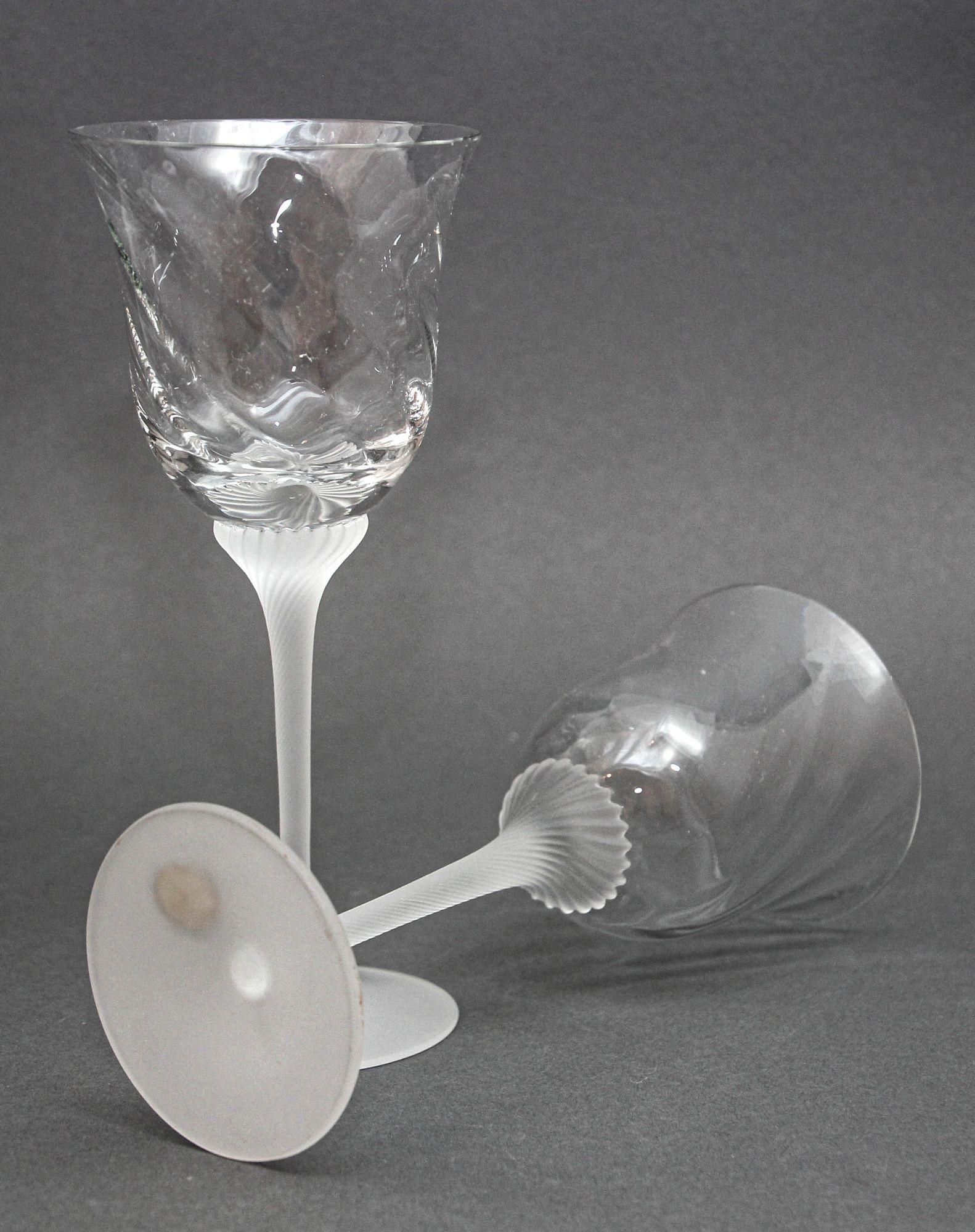 Fine Crystal Stemware Frosted Swirl Wine Goblets Set of 4 For Sale 7