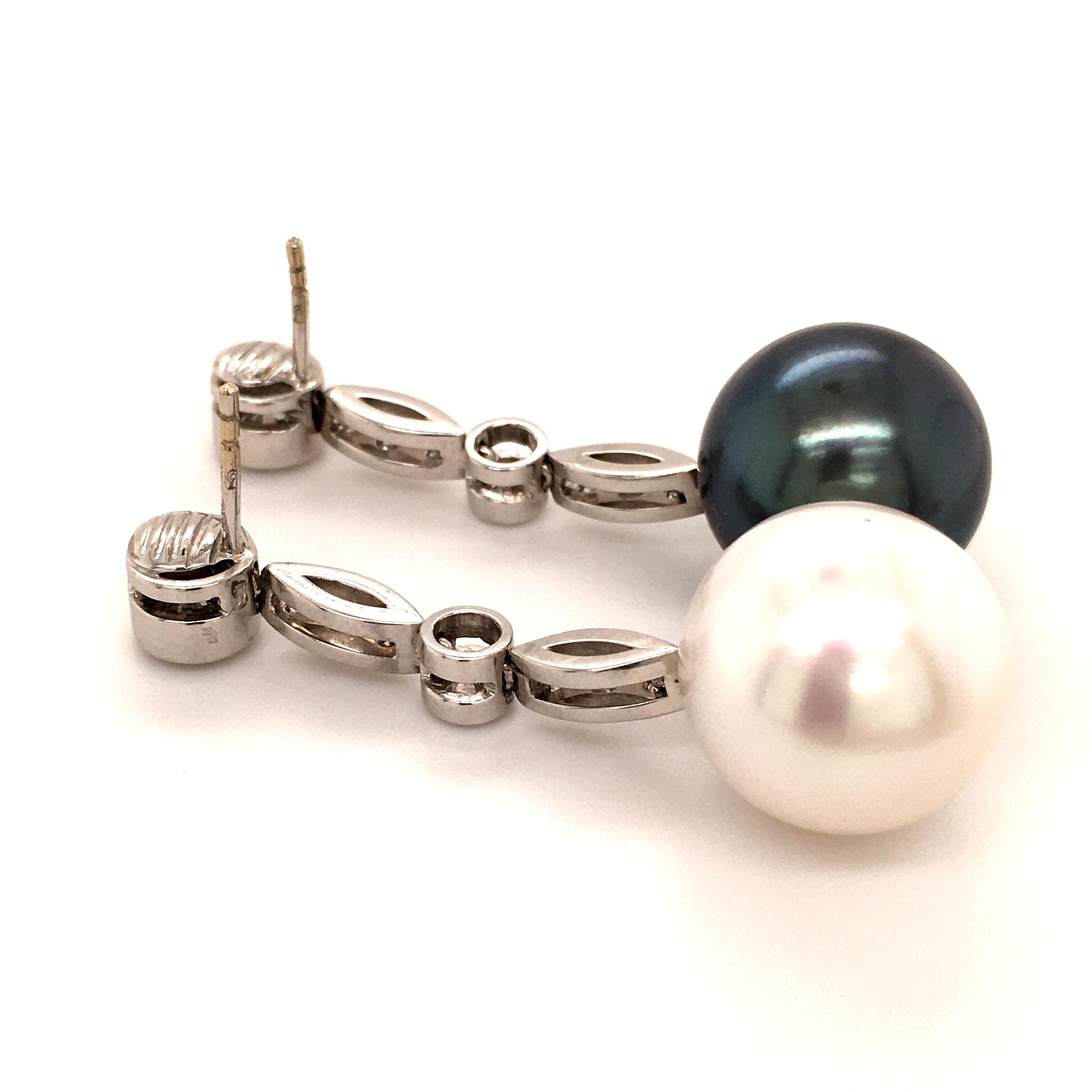 Women's or Men's Fine Cultured Pearl Earrings in White Gold with Diamonds
