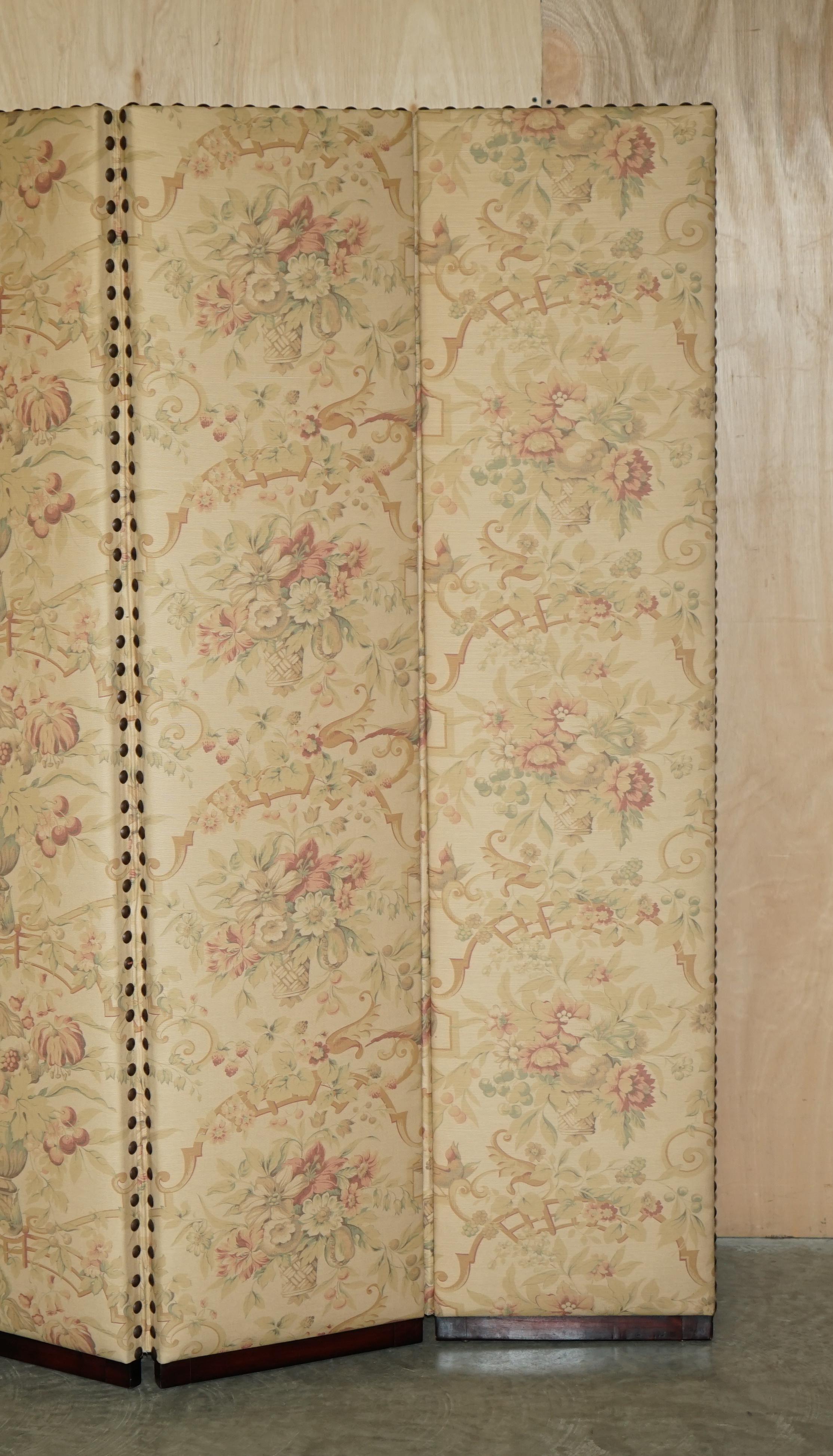 Fine Custom Made George Smith Chelsea Hardwood & Floral Upholstered Room Divider For Sale 4