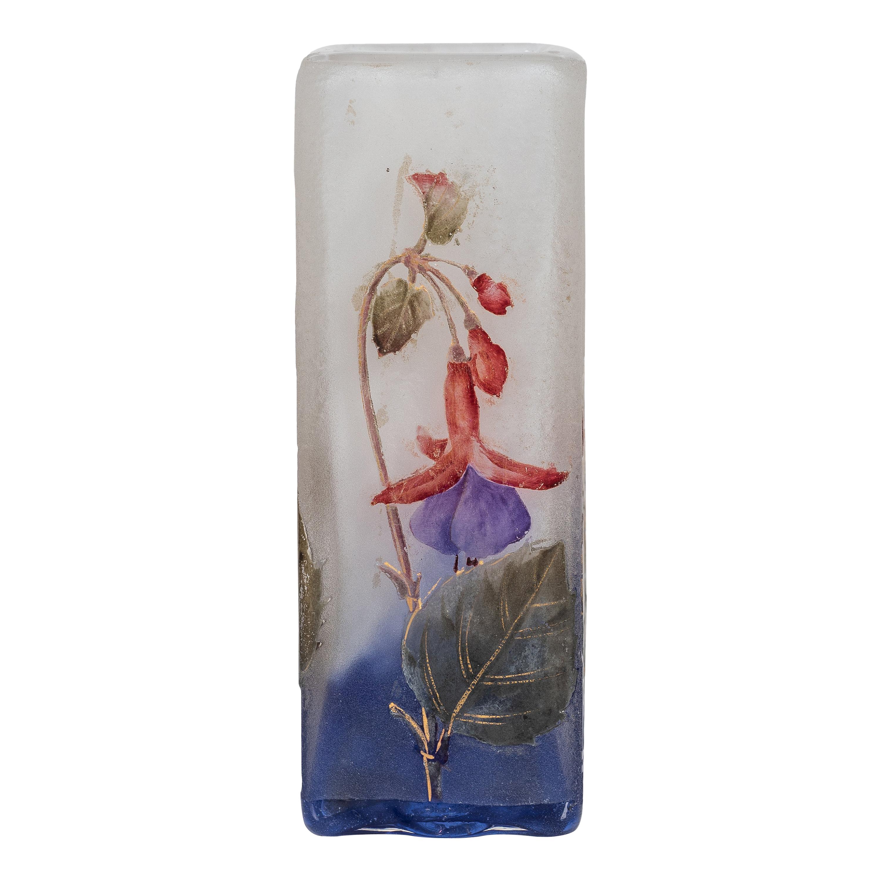 Fine Daum Nancy Cameo and Enamel Glass Vase, France, circa 1910 For Sale