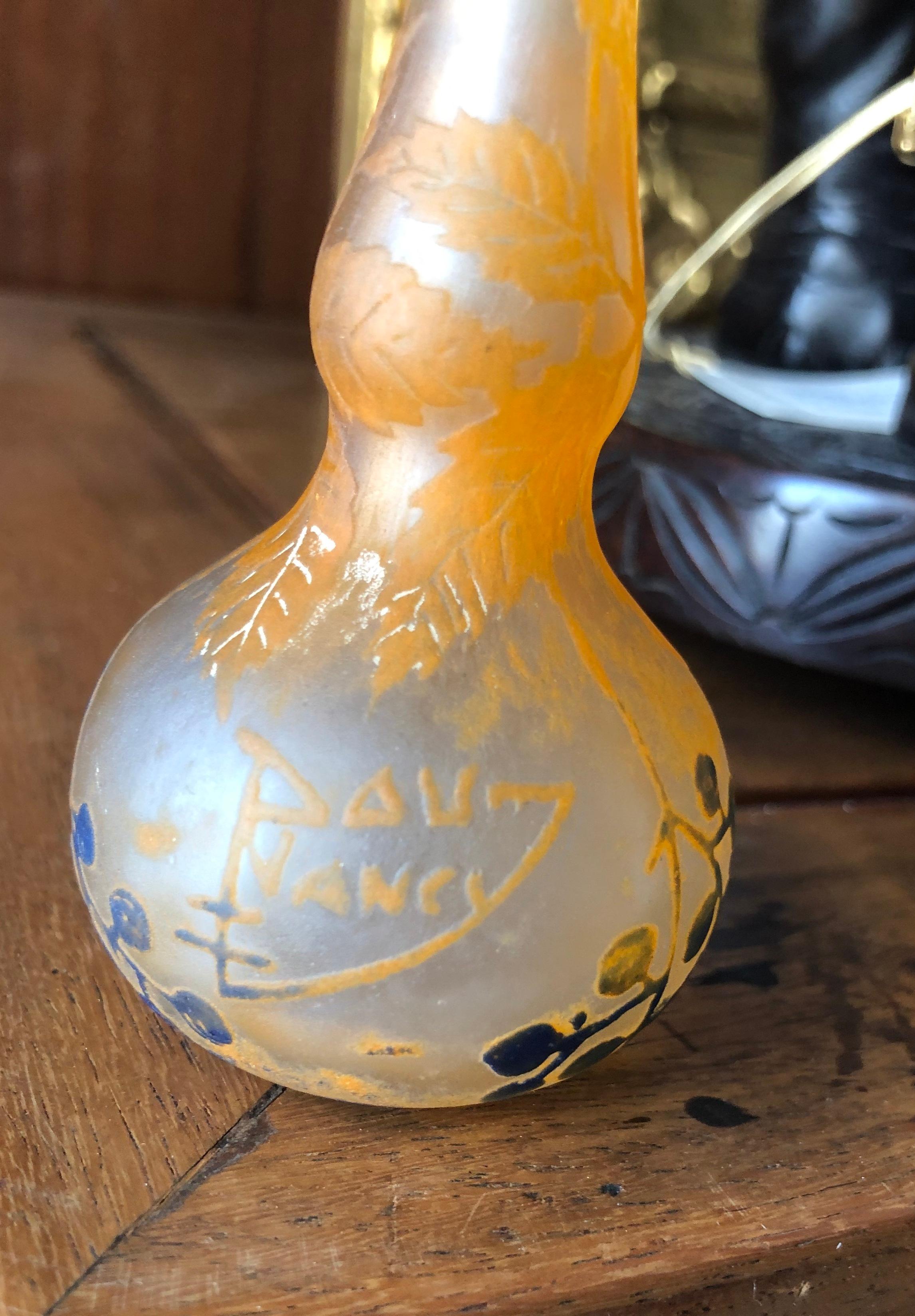 Fine Daum Nancy Cameo Glass Vase For Sale 1