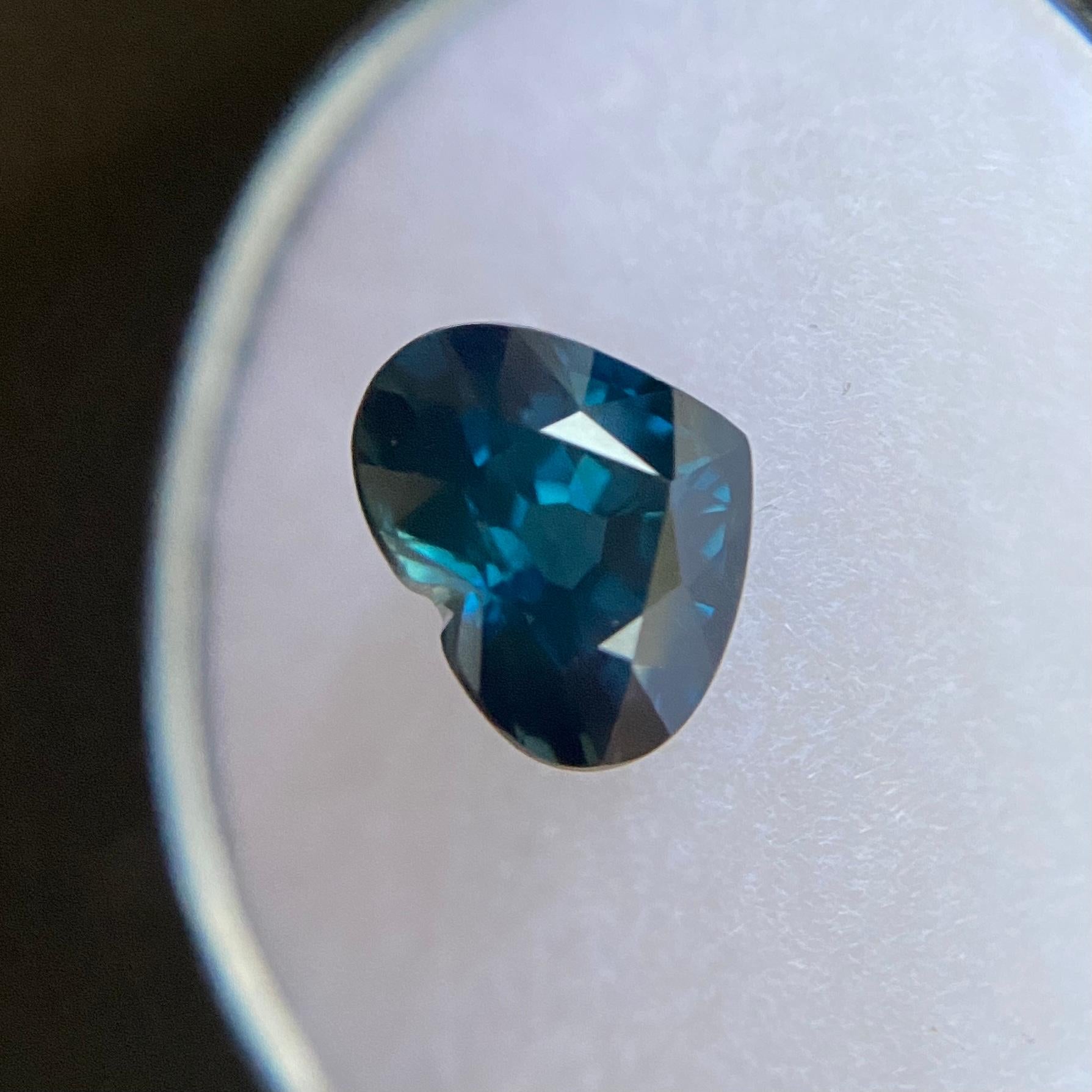 Fine Deep Blue Australian Sapphire 2.31ct Heart Cut Rare Loose Gem In New Condition For Sale In Birmingham, GB