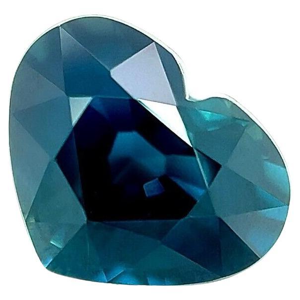 Fine pierre précieuse non sertie rare saphir d'Australie bleu profond taille cœur de 2,31 carats
