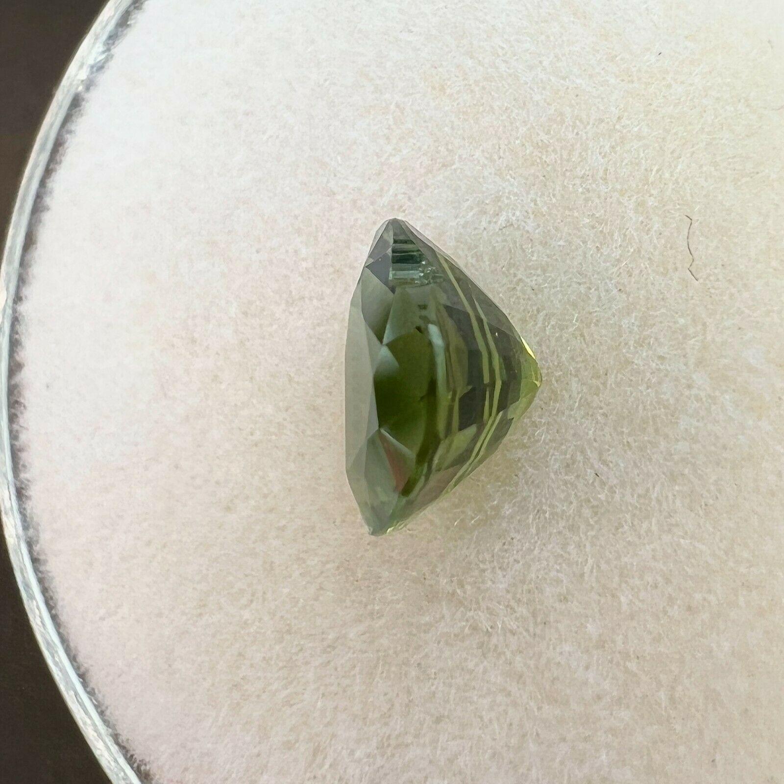Fine Deep Green Colour Sapphire 1.26ct Heart Cut Rare Loose Gemstone 6.7x6.6mm For Sale 1