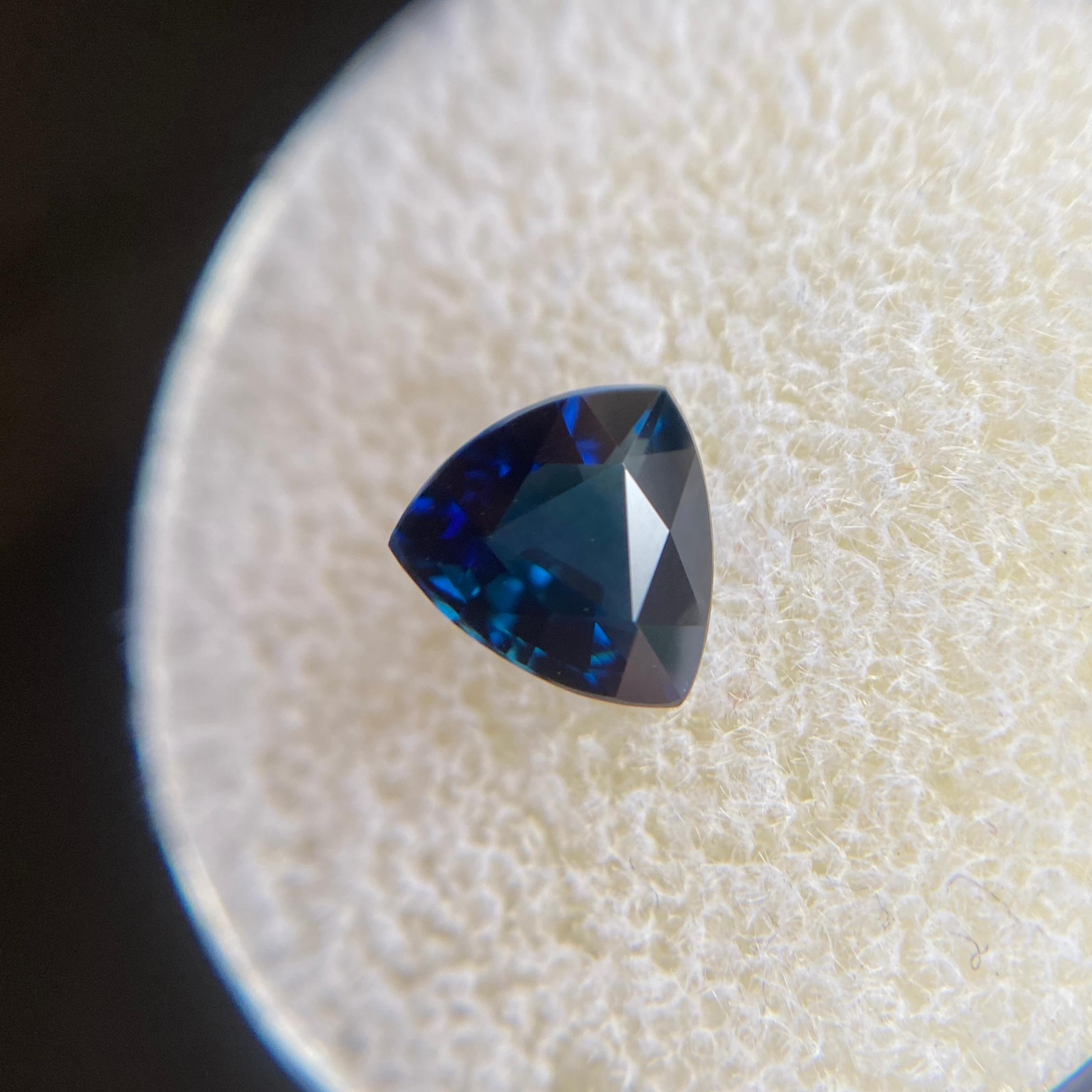 Fine Deep Royal Blue Australian Sapphire 1.27ct Triangle Trillion Cut Gem 1
