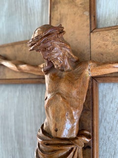 Fine Detailed Early 1900s Carved Burl Walnut Wood Wall Crucifix Corpus of Christ