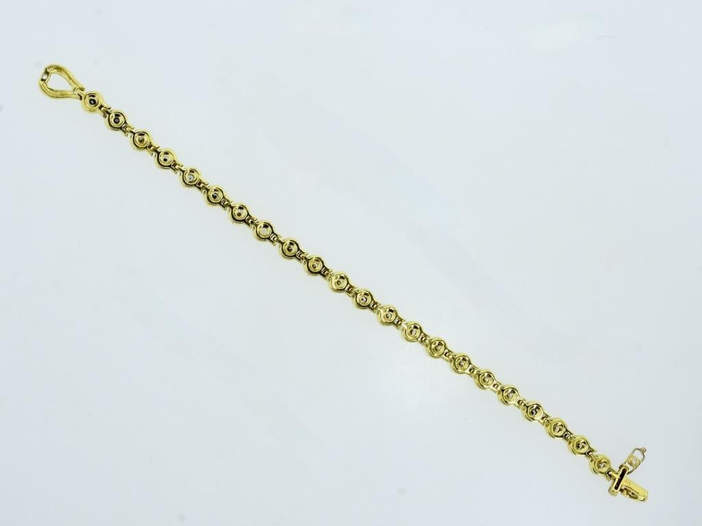 Bracelet à maillons souples en or jaune 18K et diamants fins en vente 6