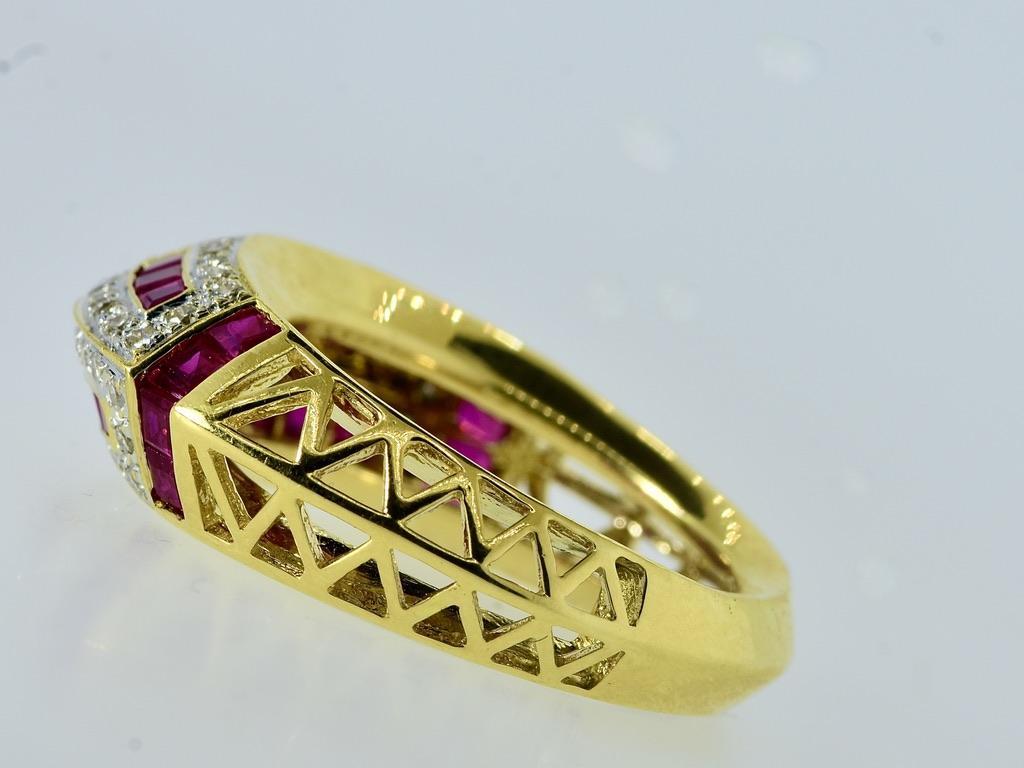 Fine Diamond and Ruby 18K  Unusual Geometric Modern Designed Ring For Sale 4