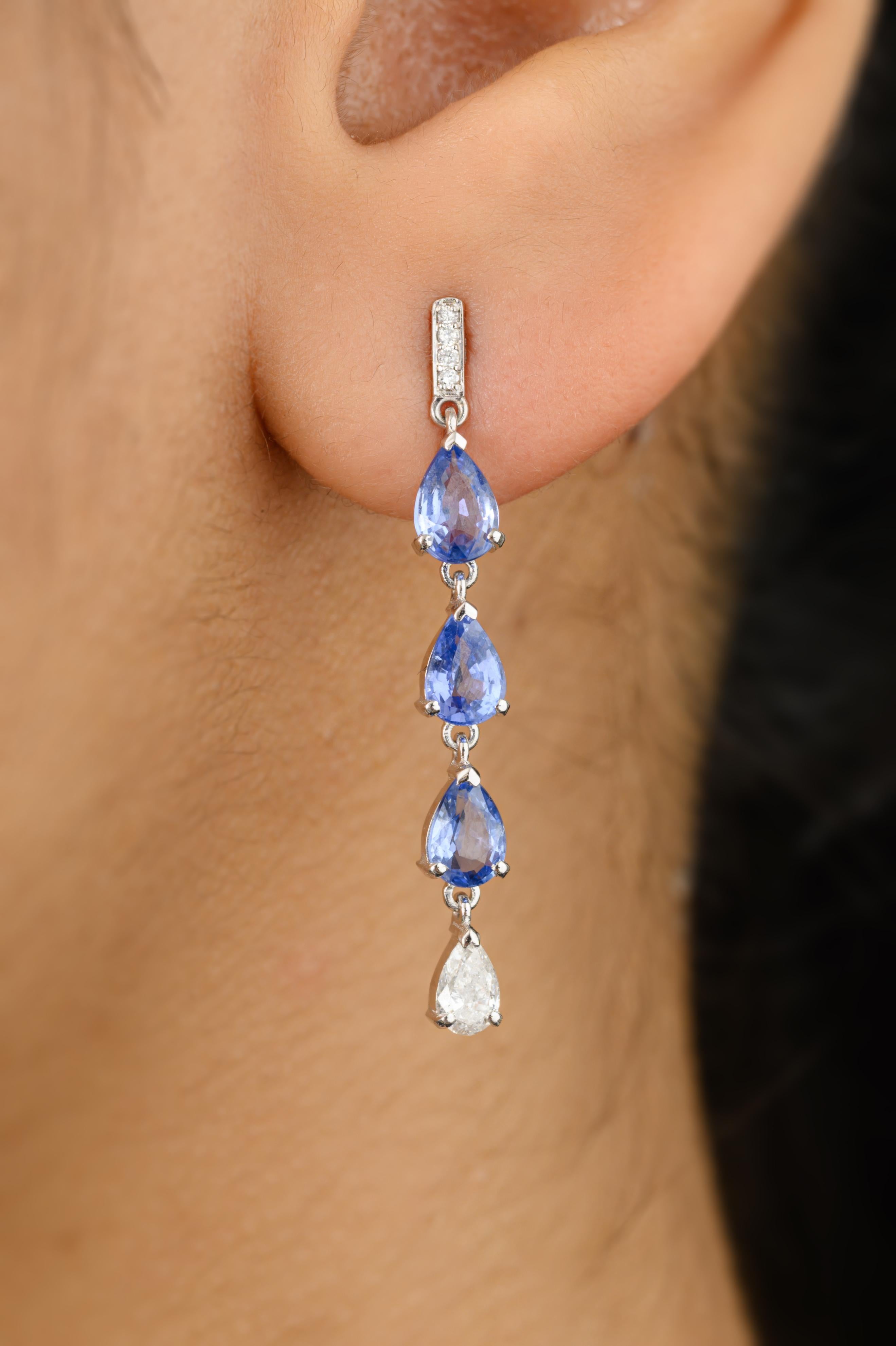 Taglio a goccia Orecchini a goccia lunghi con diamante e zaffiro blu, regalo in oro bianco massiccio 18 ct. in vendita