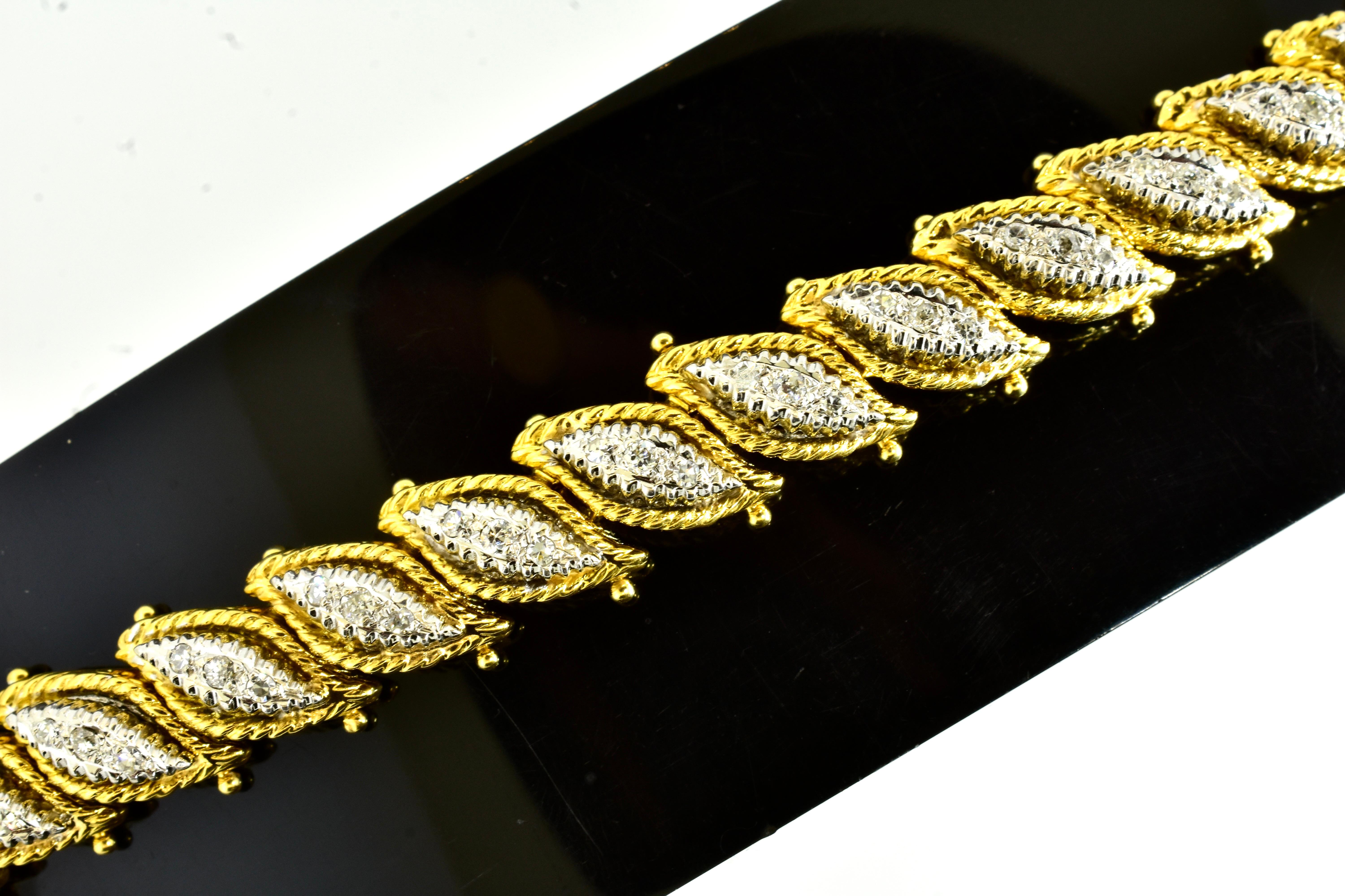 Fine Diamond Bracelet 18K Gold with Fine White Brilliant Cut Diamonds, c. 1960 4