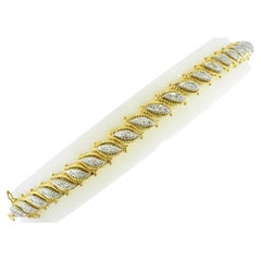 Fine Diamond Bracelet 18K Gold with Fine White Brilliant Cut Diamonds, c. 1960