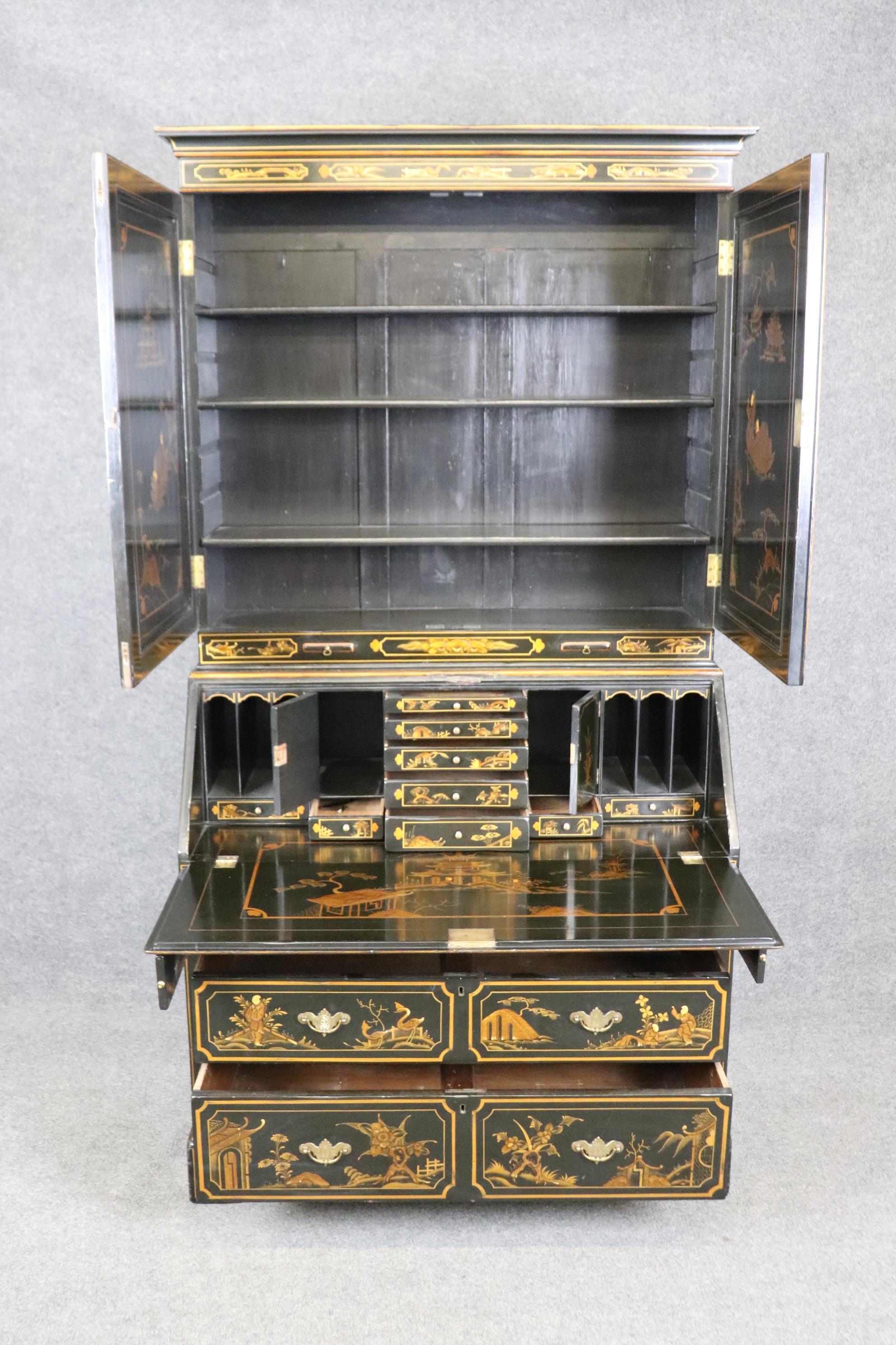 Mahogany Fine early 1800s Era English Georgian Chinoiserie Paint Decorated Secretary Desk