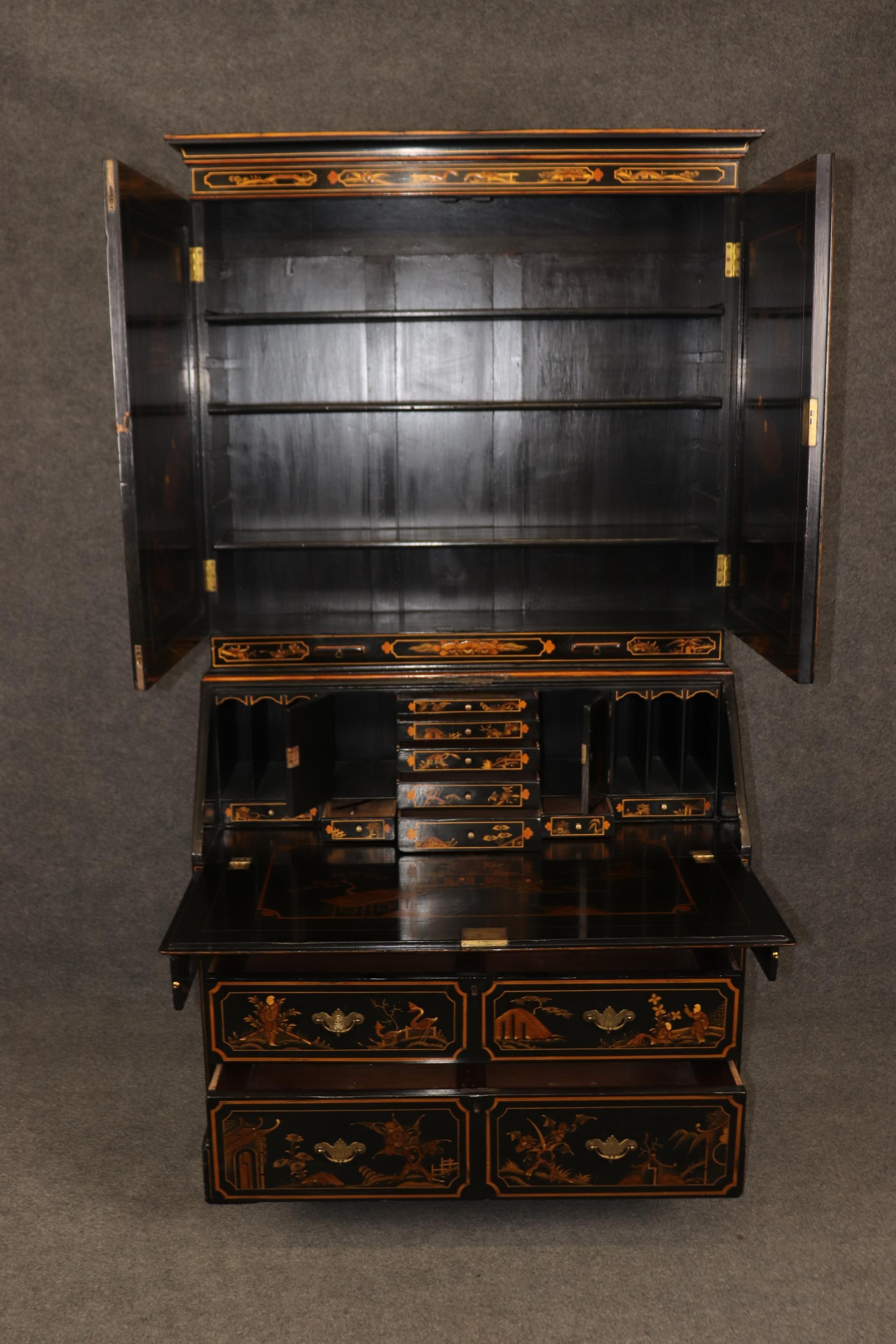 Fine early 1800s Era English Georgian Chinoiserie Paint Decorated Secretary Desk 1