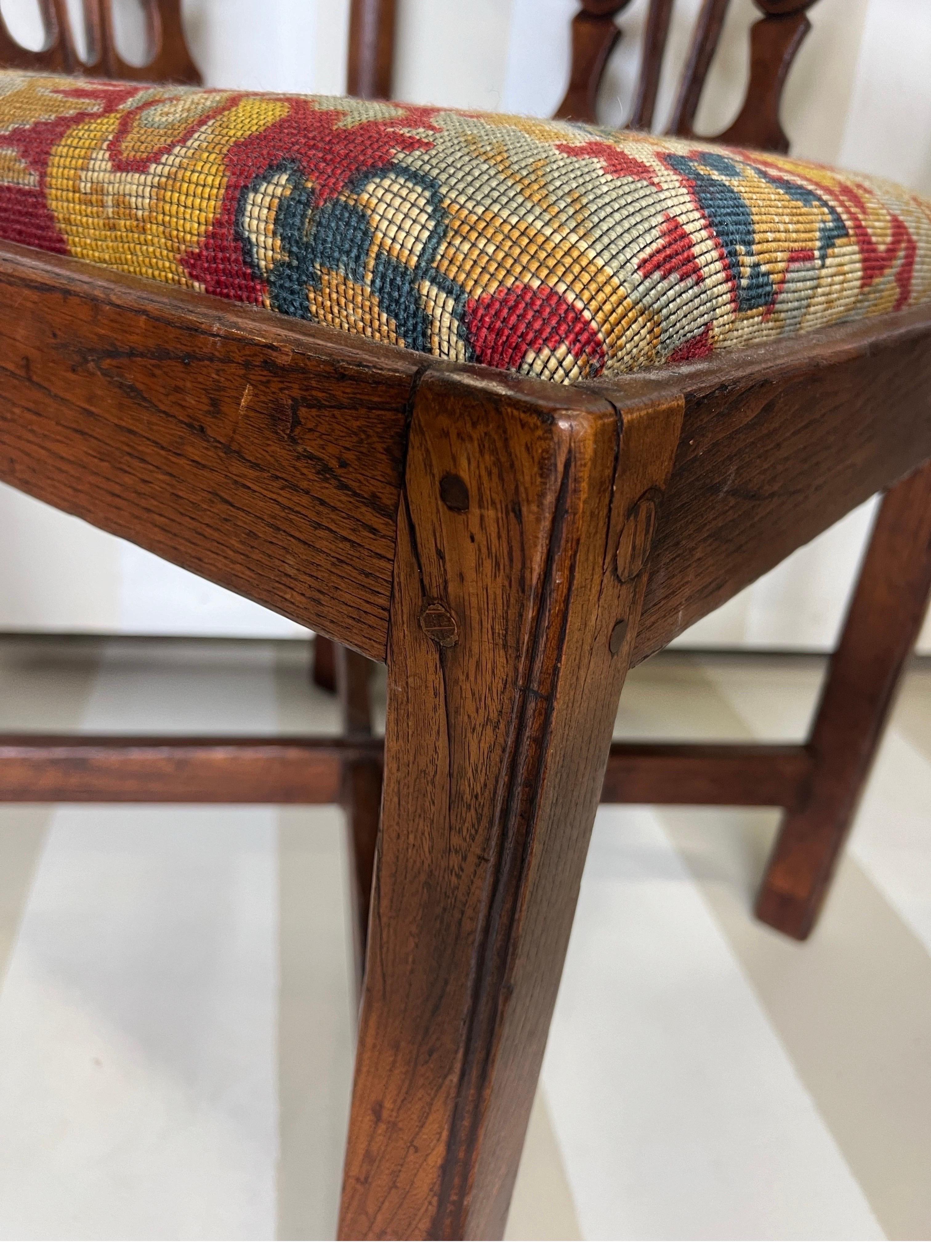 Fine Early 18th Century Georgian Carved Oak and Elm Corner Chair 5