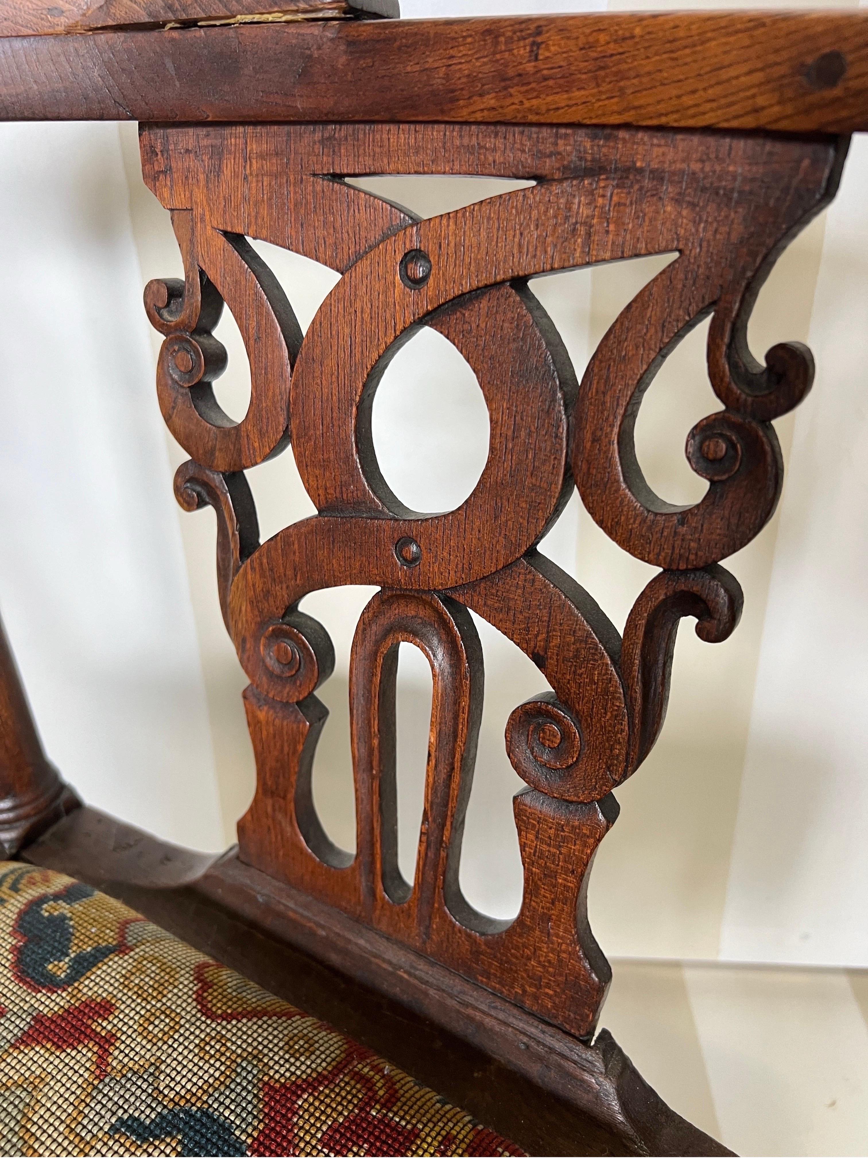 Fine Early 18th Century Georgian Carved Oak and Elm Corner Chair 4