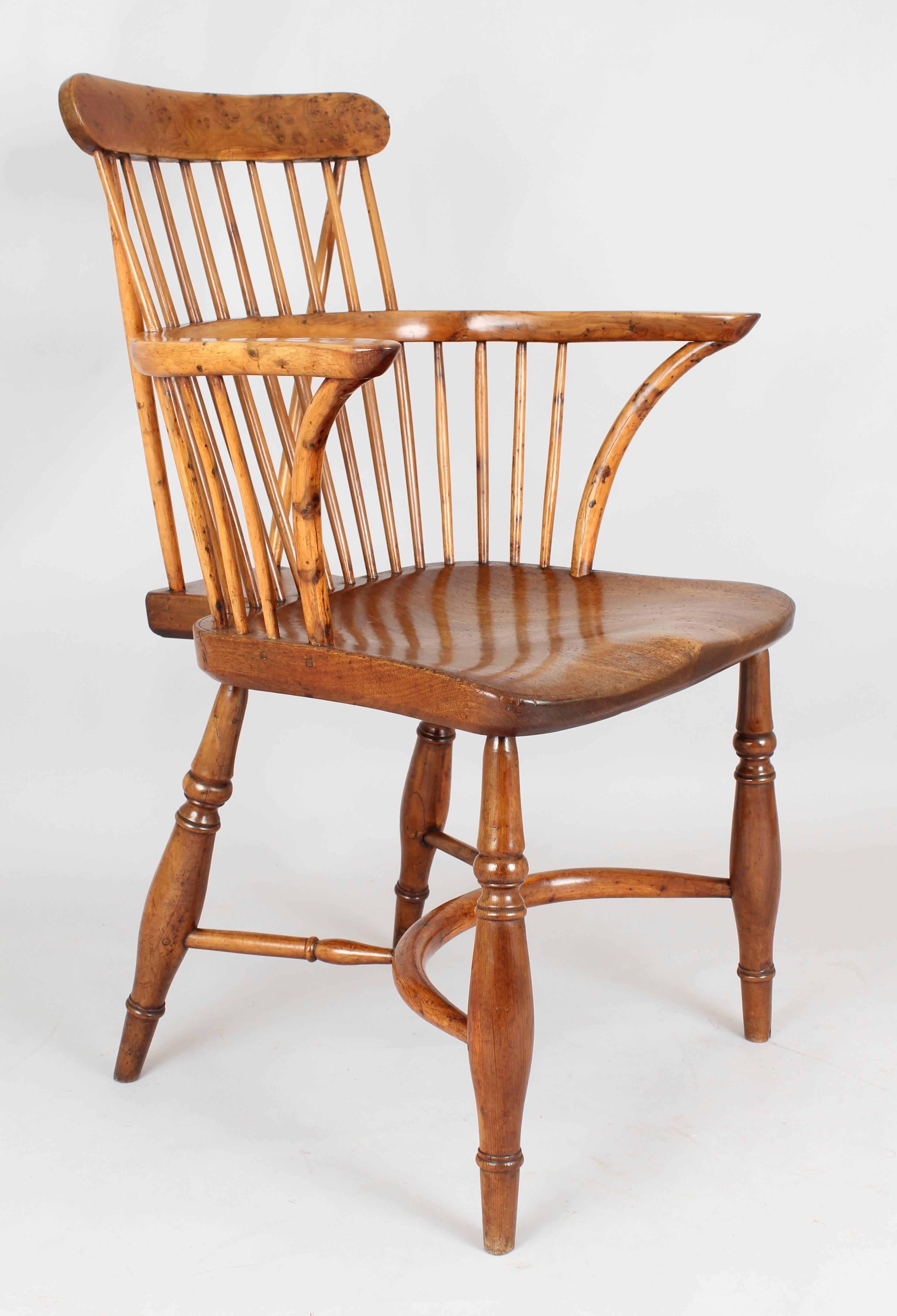 Regency Fine Early 19th Century Yew wood Comb-Back Windsor Armchair of Good Color