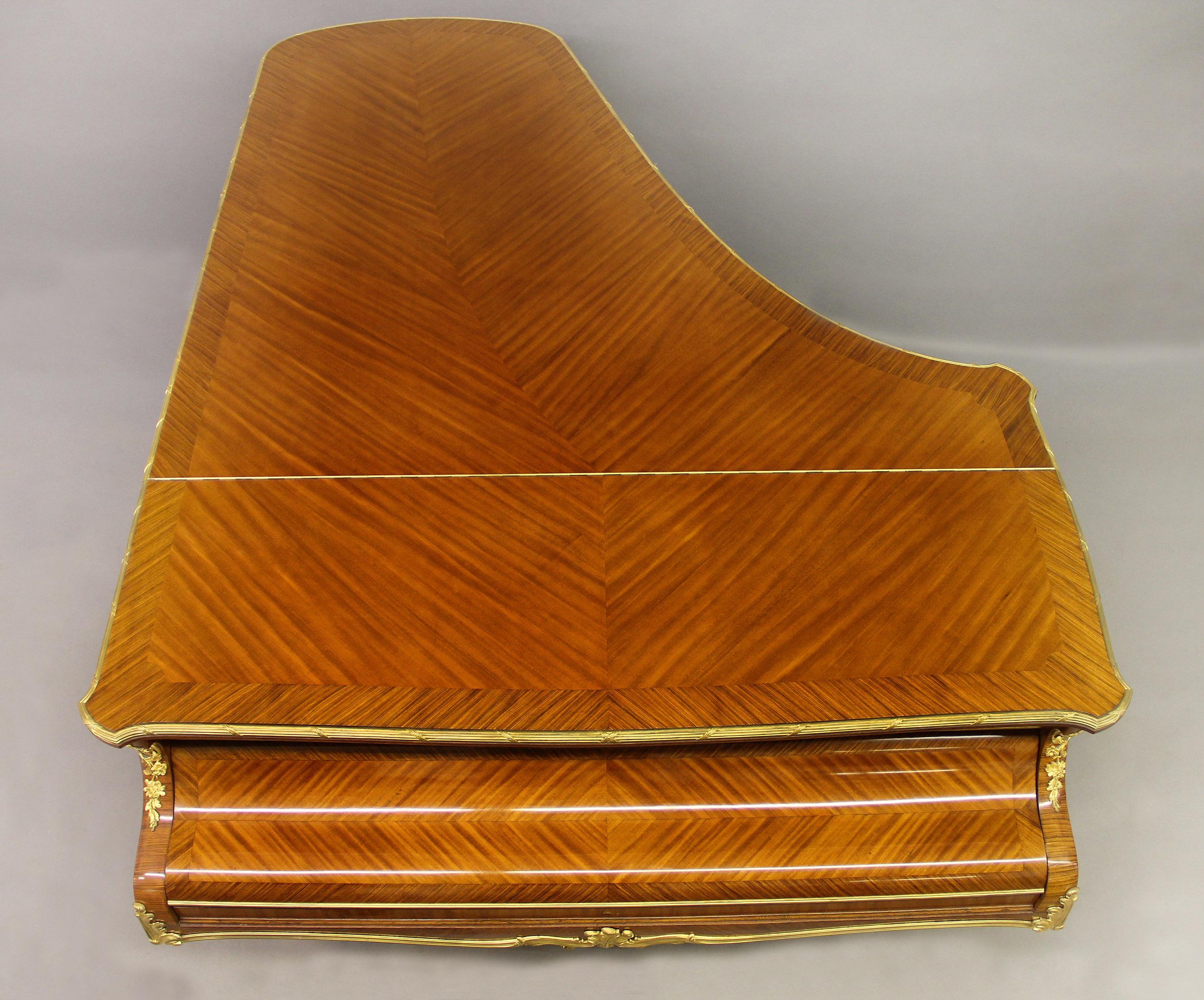 Fine Early 20th Century Gilt Bronze Mounted Grand Erard Piano by François Linke For Sale 2