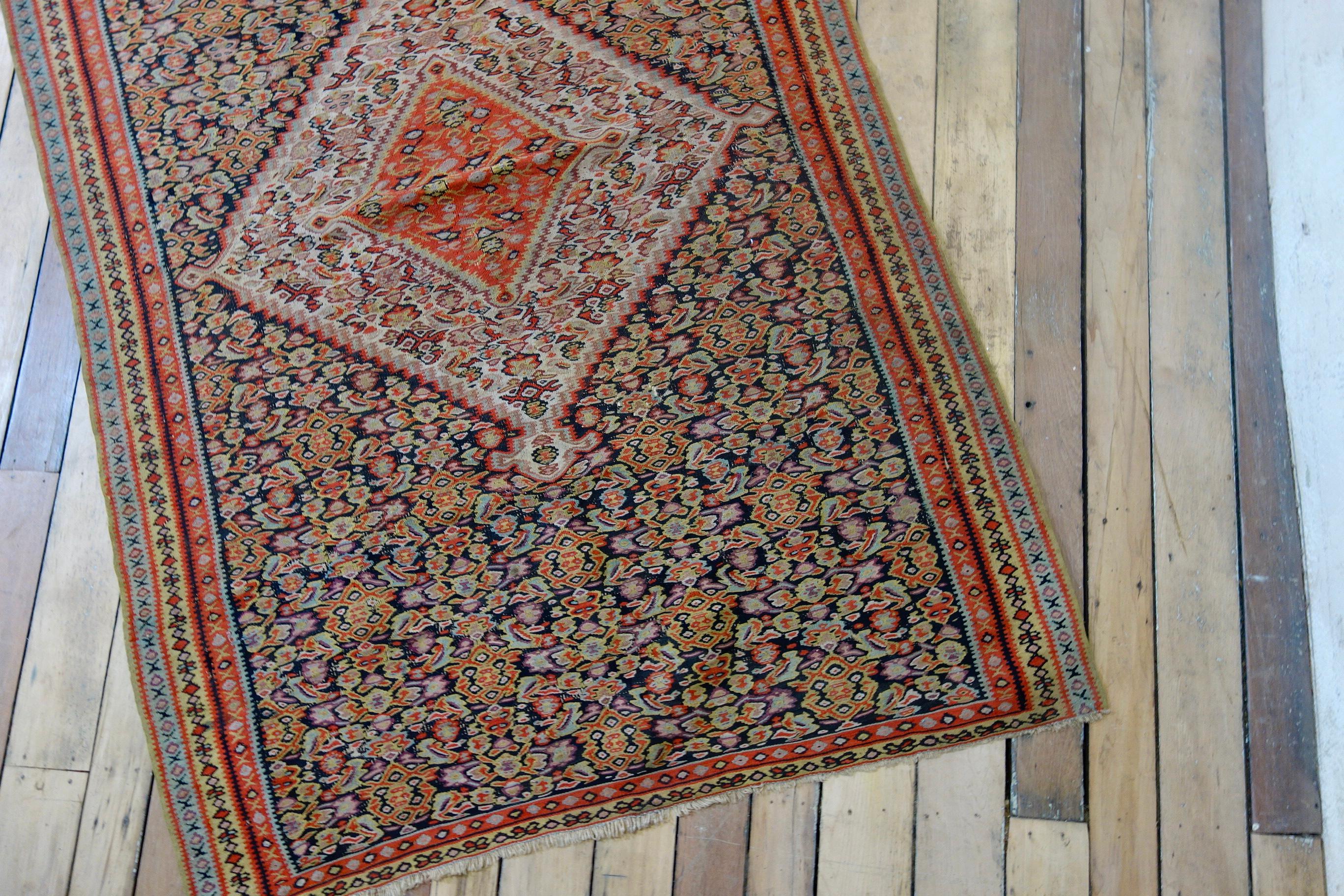 Laine Tapis Kilim Senneh raffiné du début du XXe siècle en vente