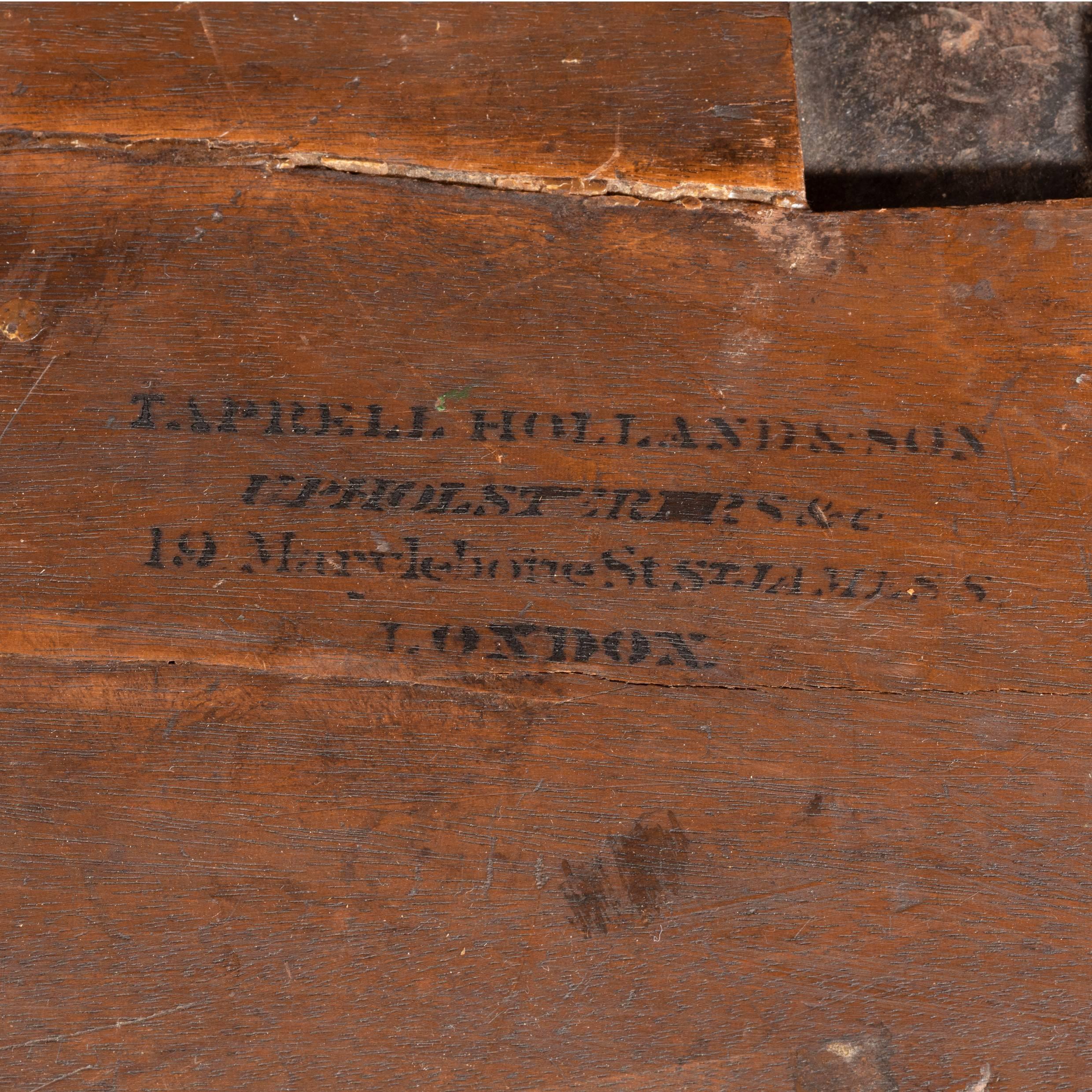 Table basse Amboyna du début de l'ère victorienne par Taprell et Holland & Sons en vente 4
