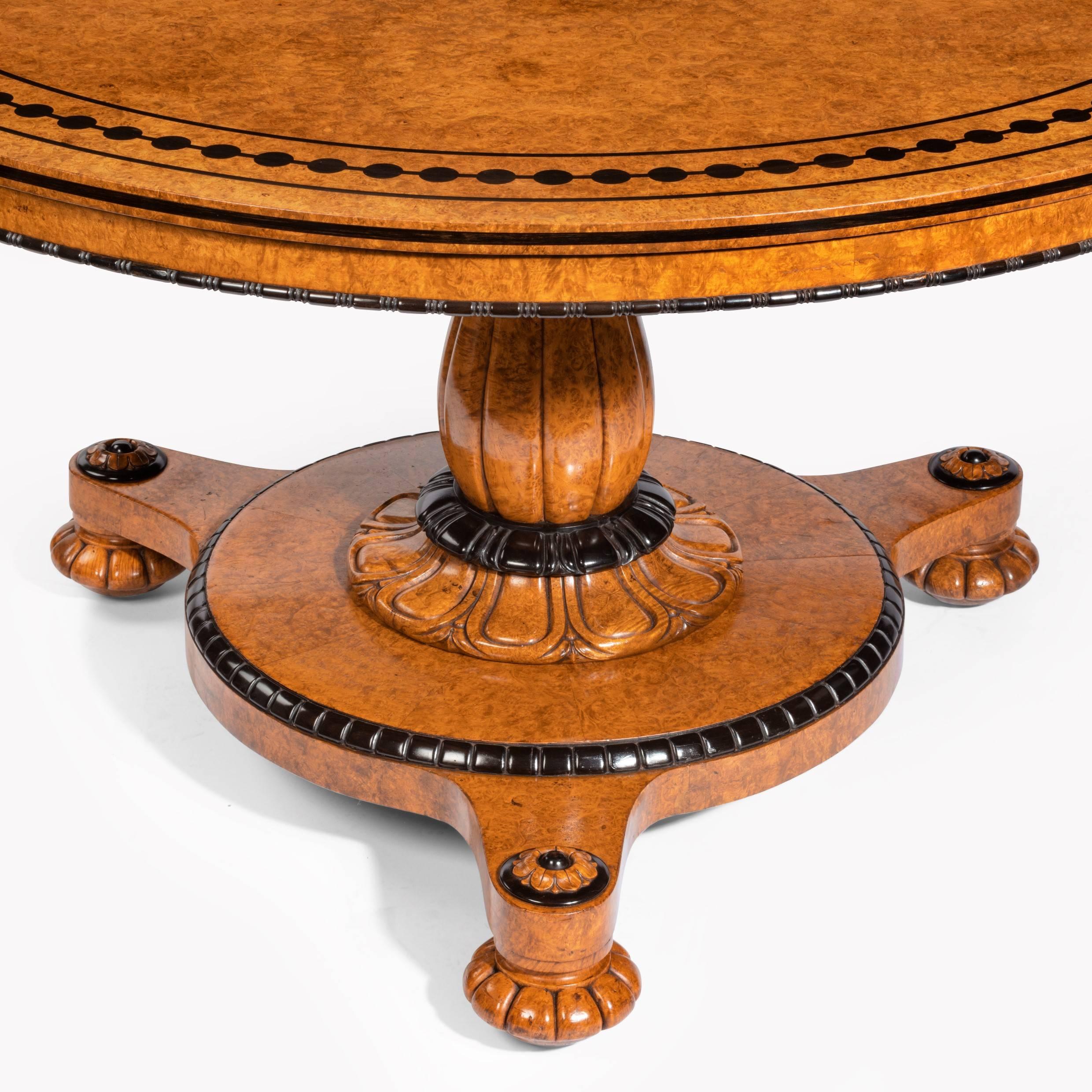 Fine Early Victorian Amboyna Centre Table by Taprell and Holland & Sons In Good Condition For Sale In Lymington, Hampshire