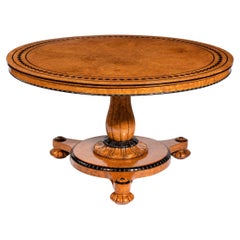 Fine Early Victorian Amboyna Centre Table by Taprell and Holland & Sons
