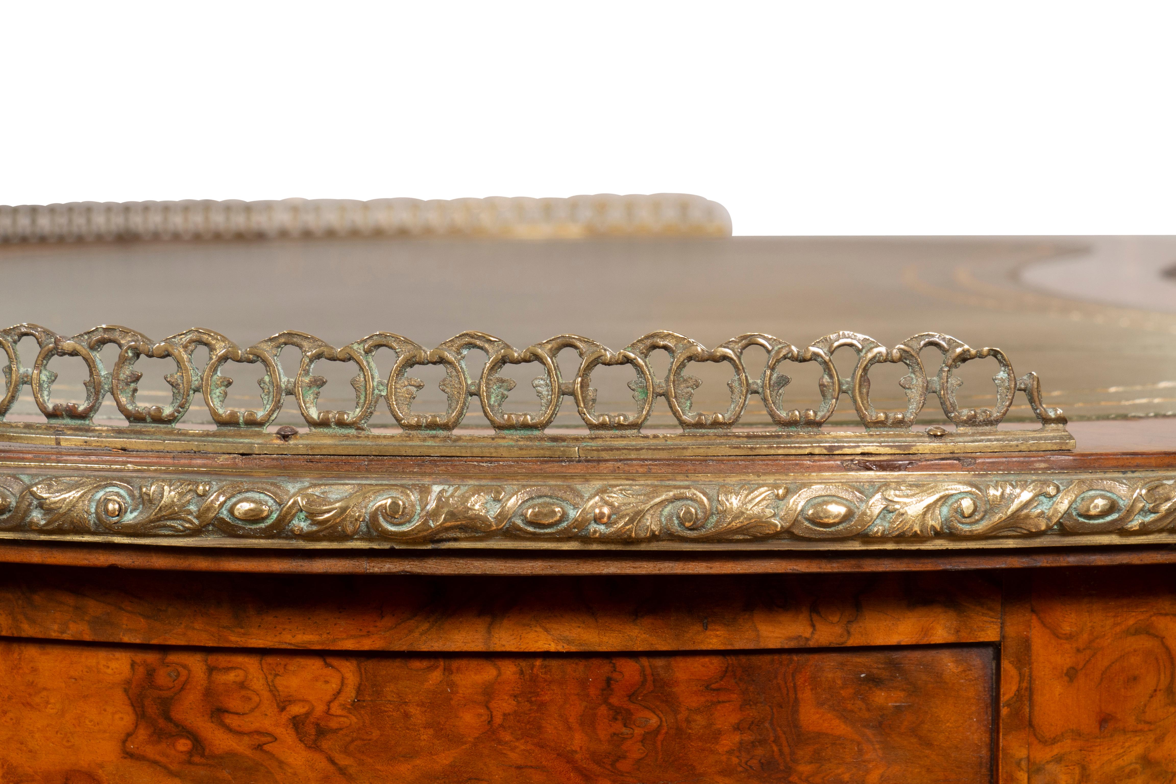 Fine Early Victorian Burl Walnut Kidney Shaped Desk For Sale 6