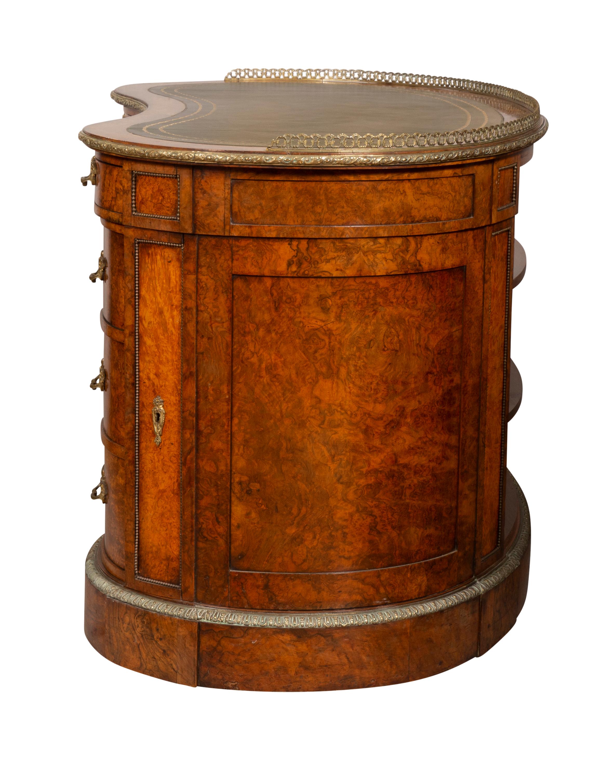 Fine Early Victorian Burl Walnut Kidney Shaped Desk For Sale 10